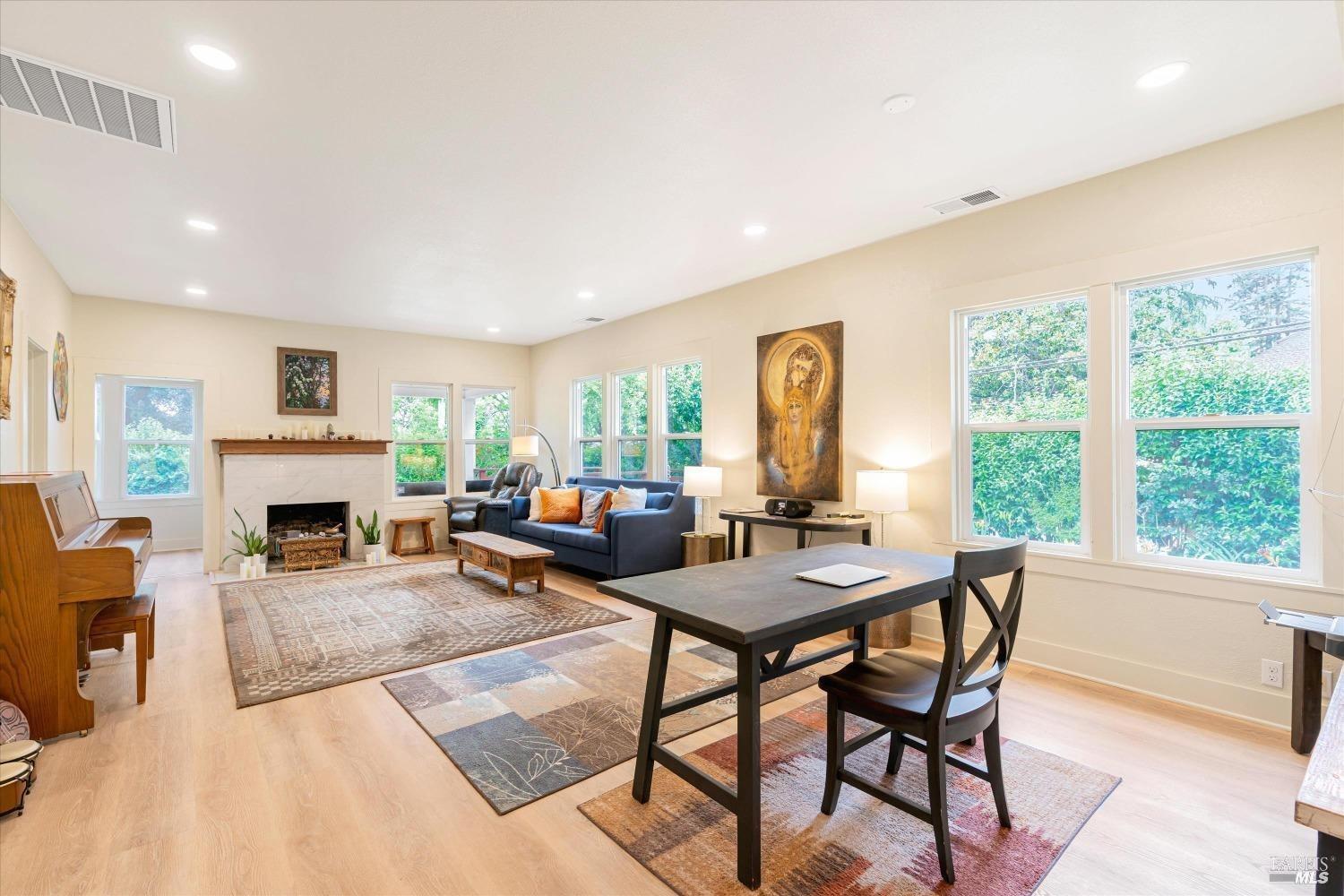 Graton, California, 95444, United States, 5 Bedrooms Bedrooms, ,3 BathroomsBathrooms,Residential,For Sale,1794474