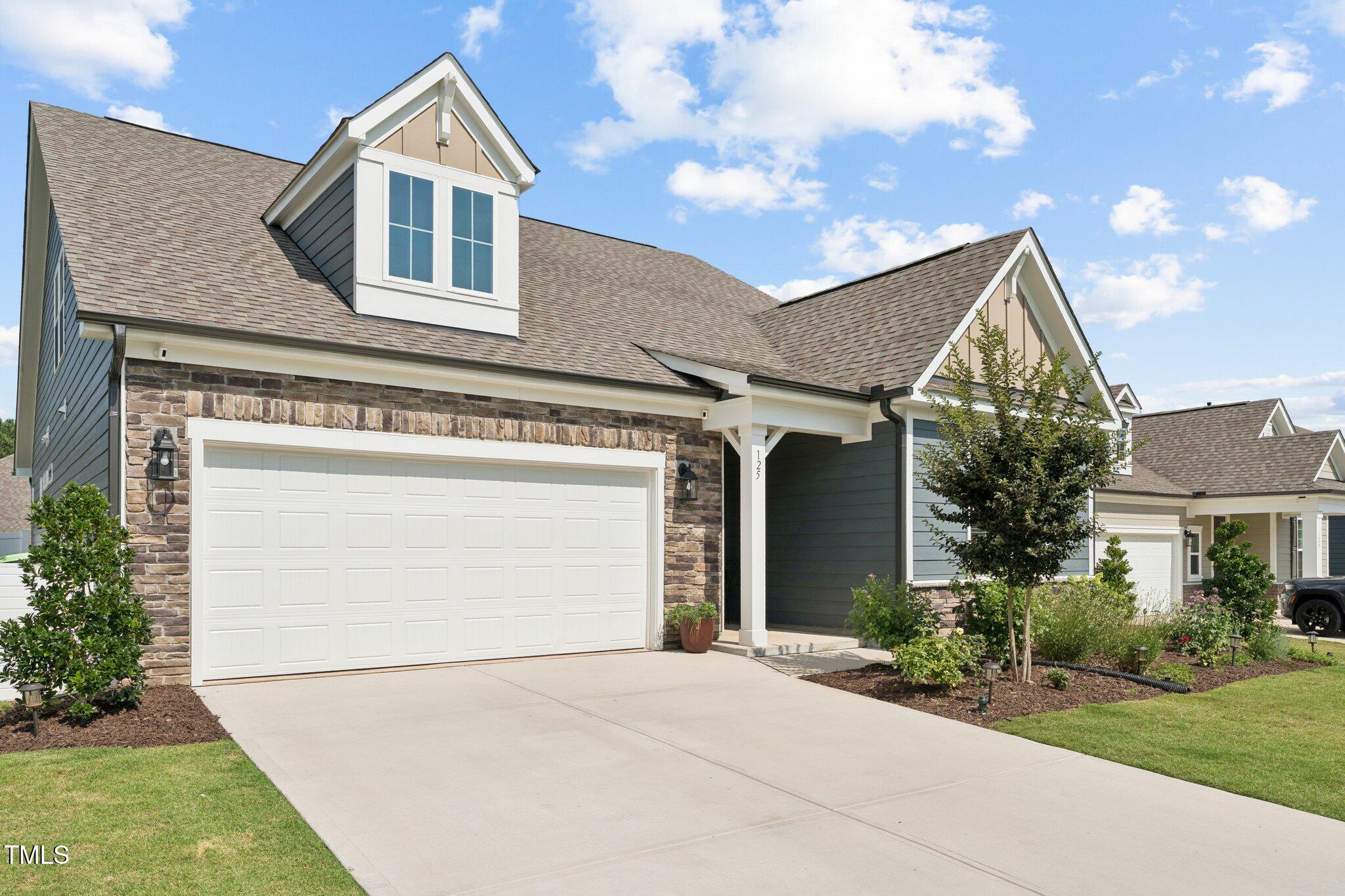 Holly Springs, North Carolina, 27540, United States, 4 Bedrooms Bedrooms, ,4 BathroomsBathrooms,Residential,For Sale,1919449