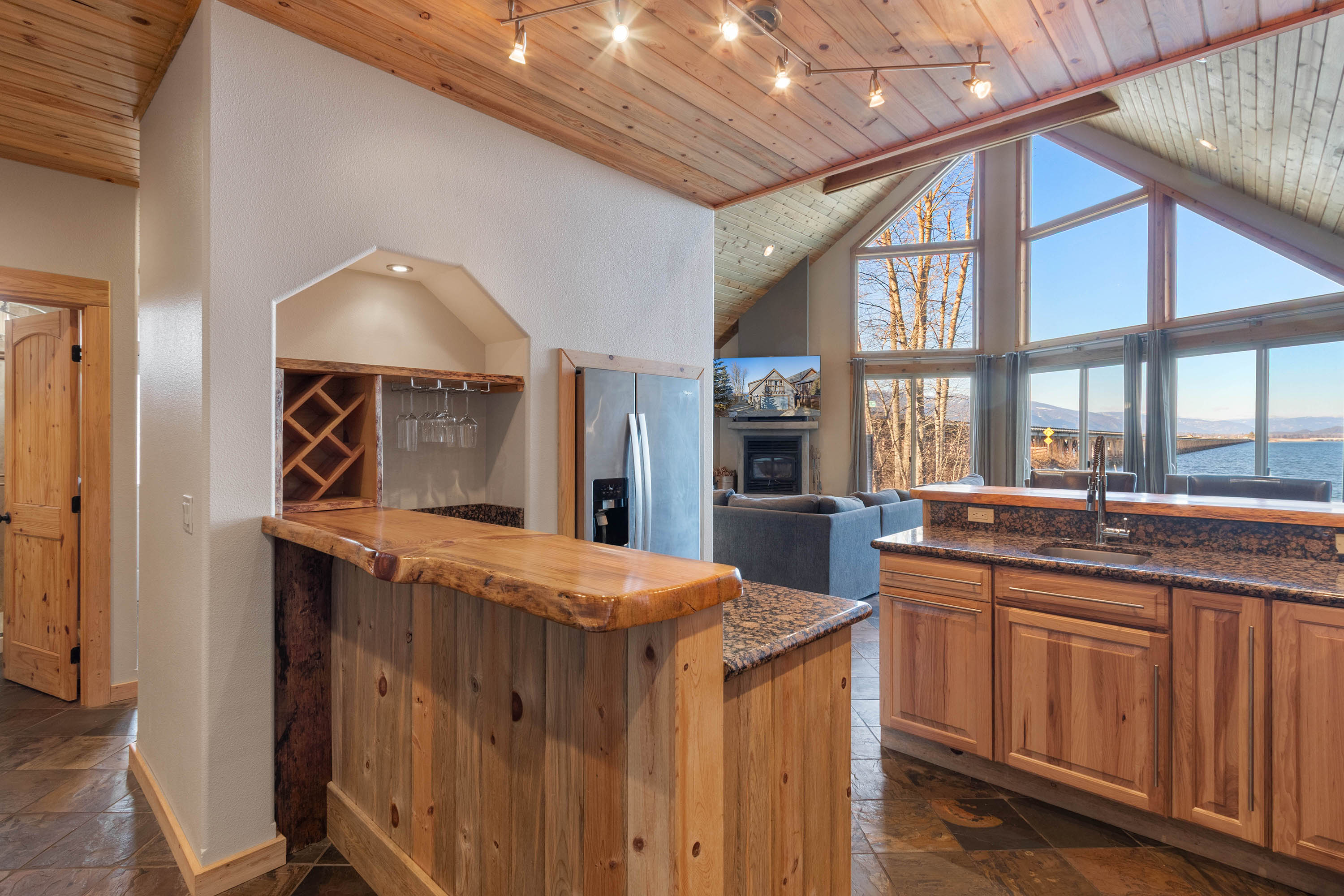 Sagle, Idaho, 83860, United States, 4 Bedrooms Bedrooms, ,2 BathroomsBathrooms,Residential,For Sale,2013773