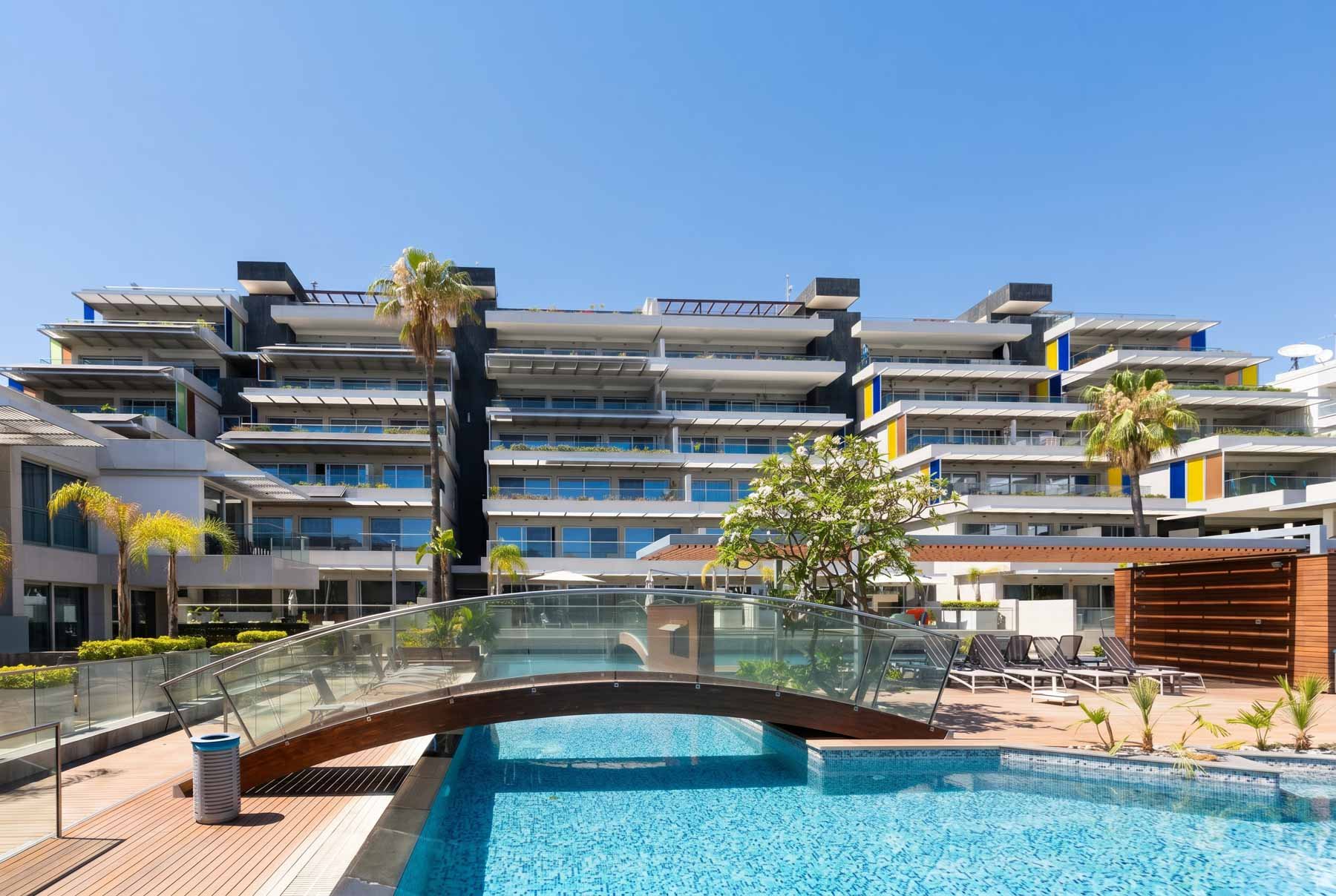  Beachfront 3-Bedroom Penthouse with Private Rooftop Terrace in Limassol - 物件實景