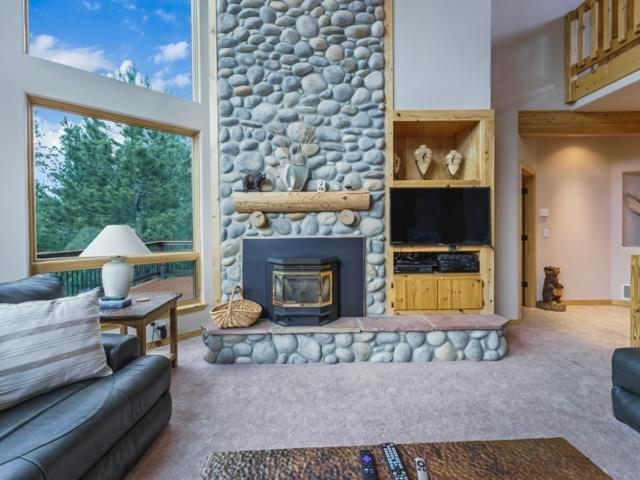 Angel Fire, New Mexico, 87710, United States, 4 Bedrooms Bedrooms, ,5 BathroomsBathrooms,Residential,For Sale,1885448