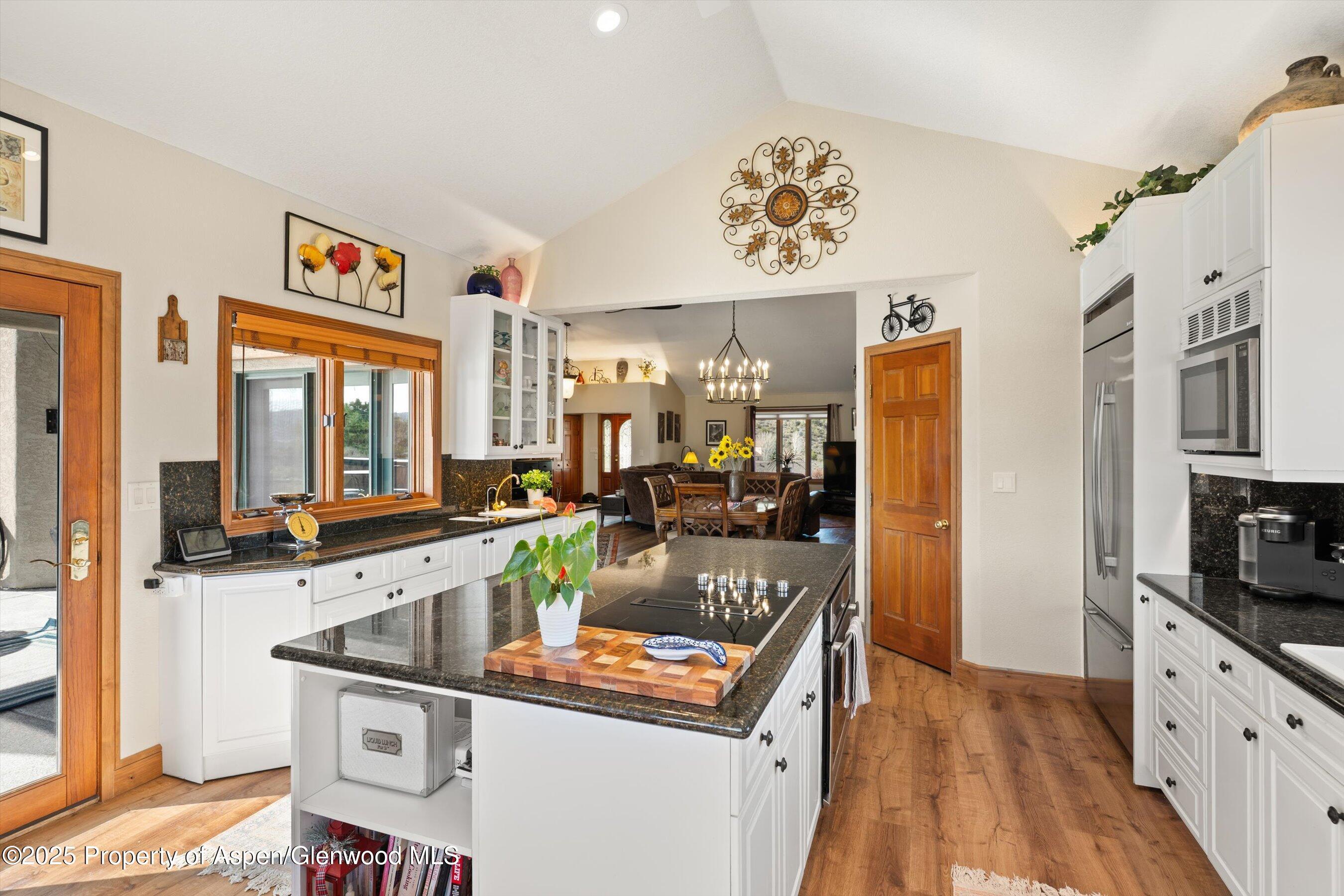Glenwood Springs, Colorado, 81601, United States, 4 Bedrooms Bedrooms, ,5 BathroomsBathrooms,Residential,For Sale,1804908