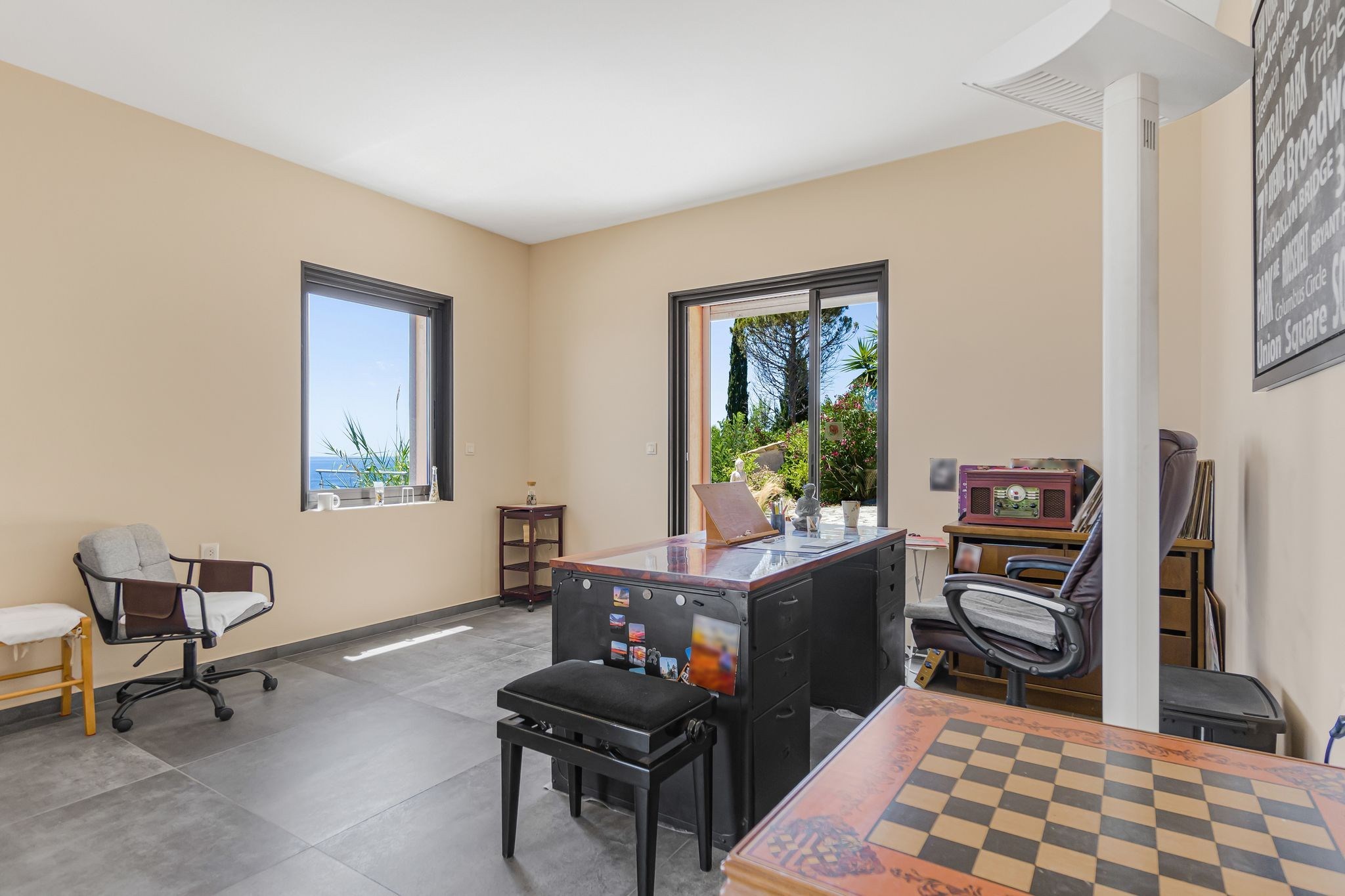  Anthéor, contemporary villa for sale, panoramic Mediterranean views, pool and l… - 物件實景