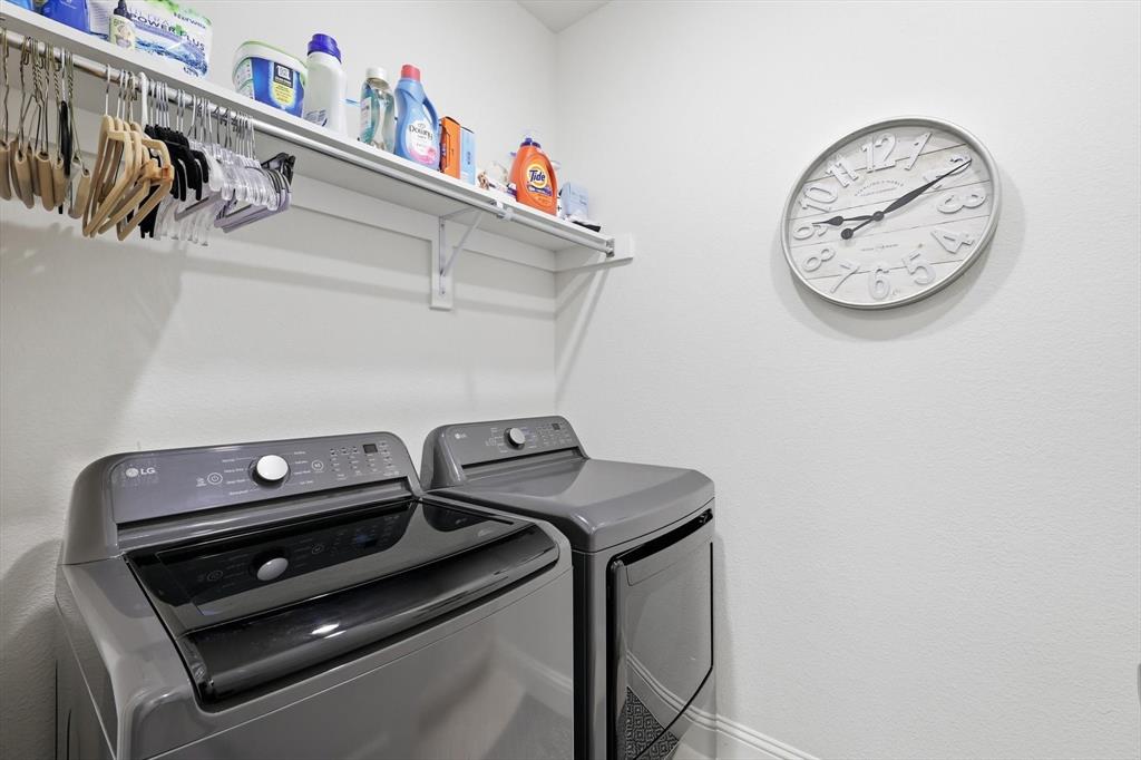 Little Elm, Texas, 75068, United States, 4 Bedrooms Bedrooms, ,4 BathroomsBathrooms,Residential,For Sale,1985757