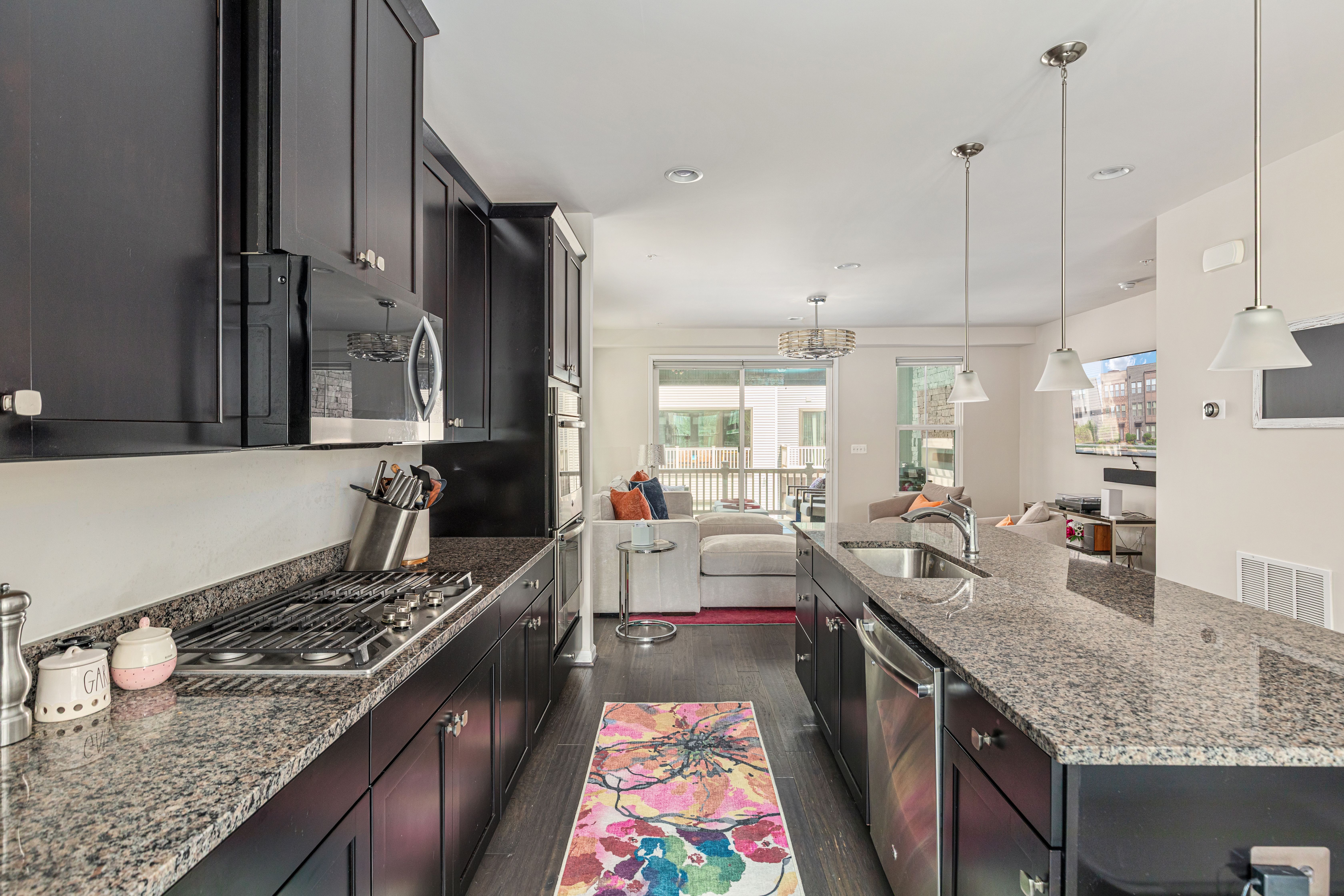  22318 Tees Terrace, Ashburn, VA, 20148 - 物件實景