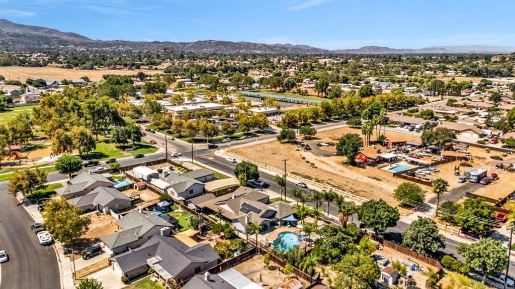 Hemet, California, 92544, United States, 5 Bedrooms Bedrooms, ,4 BathroomsBathrooms,Residential,For Sale,1940395