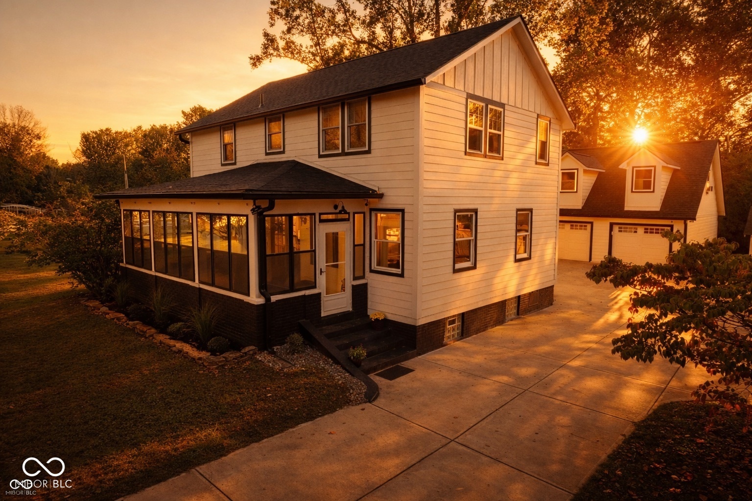 Indianapolis, Indiana, 46268, United States, 4 Bedrooms Bedrooms, ,2 BathroomsBathrooms,Residential,For Sale,1981741