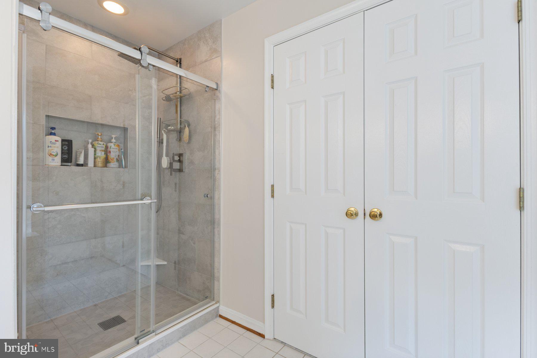 Upper Marlboro, Maryland, 20772, United States, 4 Bedrooms Bedrooms, ,4 BathroomsBathrooms,Residential,For Sale,1974820