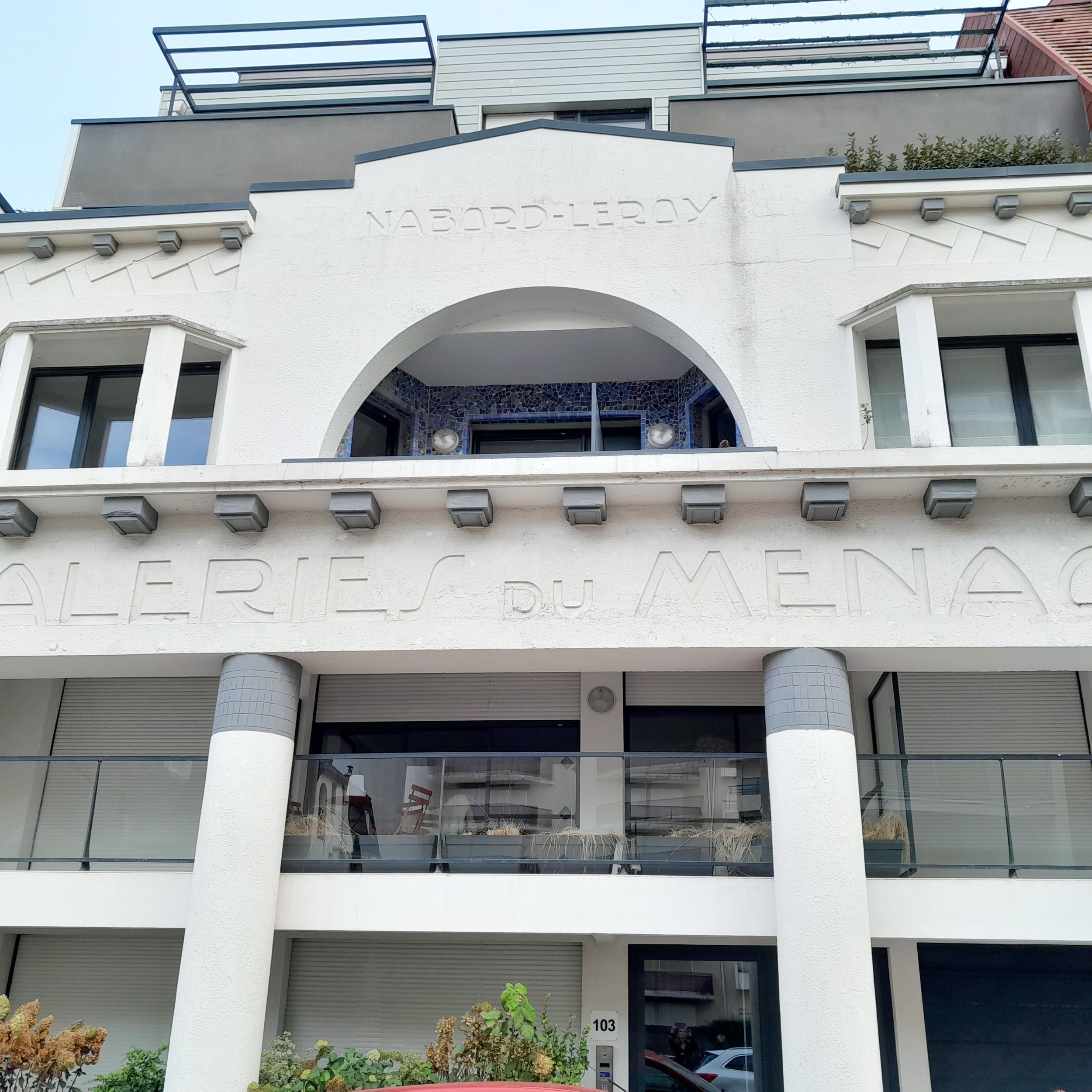  High-end apartment ideally located - 物件實景