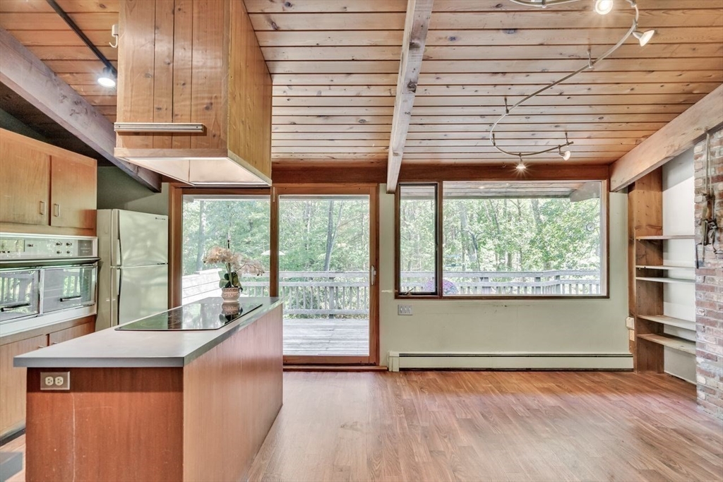 Bedford, Massachusetts, 01730, United States, 5 Bedrooms Bedrooms, ,3 BathroomsBathrooms,Residential,For Sale,1942170