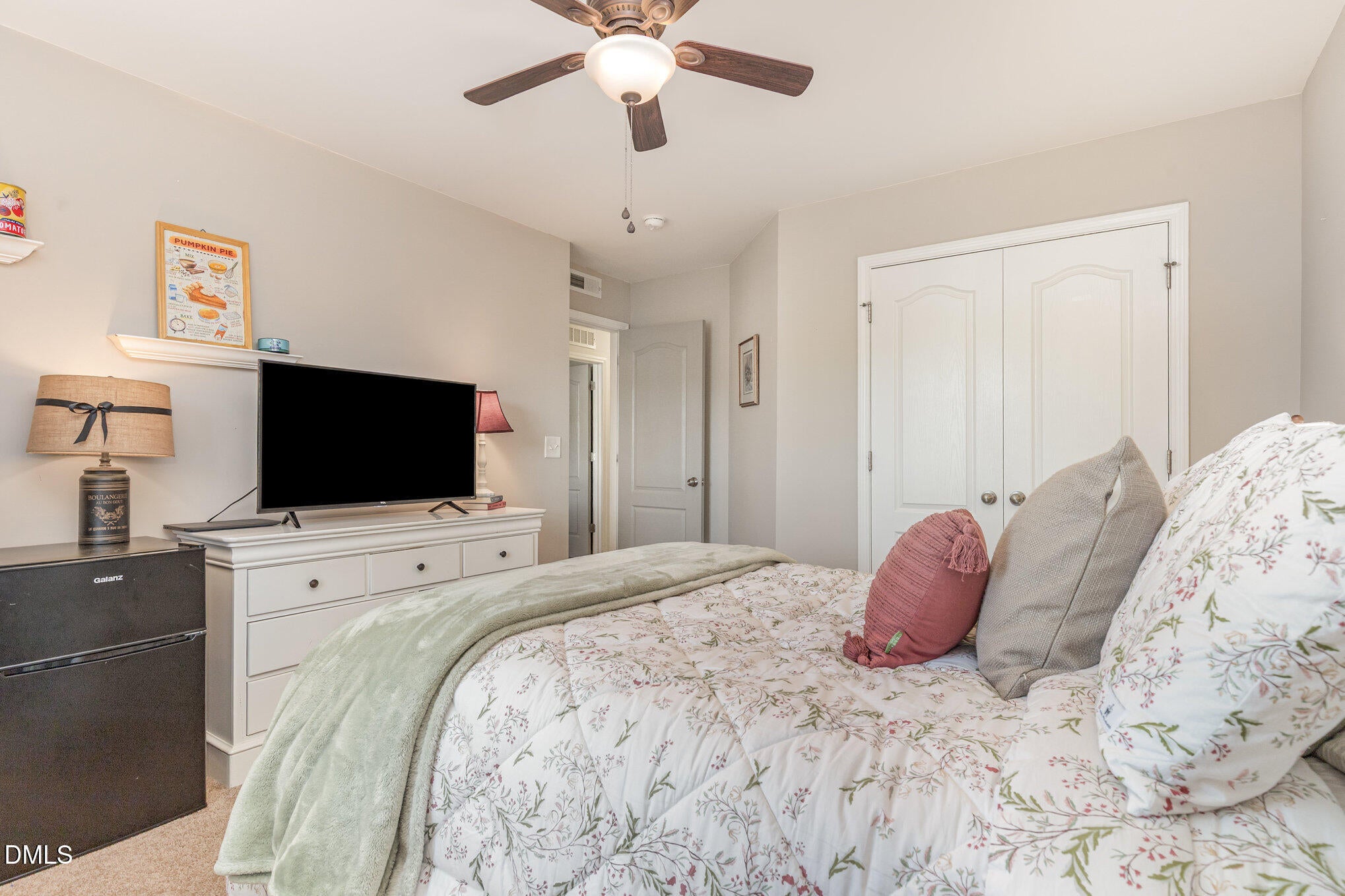 Apex, North Carolina, 27539, United States, 4 Bedrooms Bedrooms, ,3 BathroomsBathrooms,Residential,For Sale,1988359