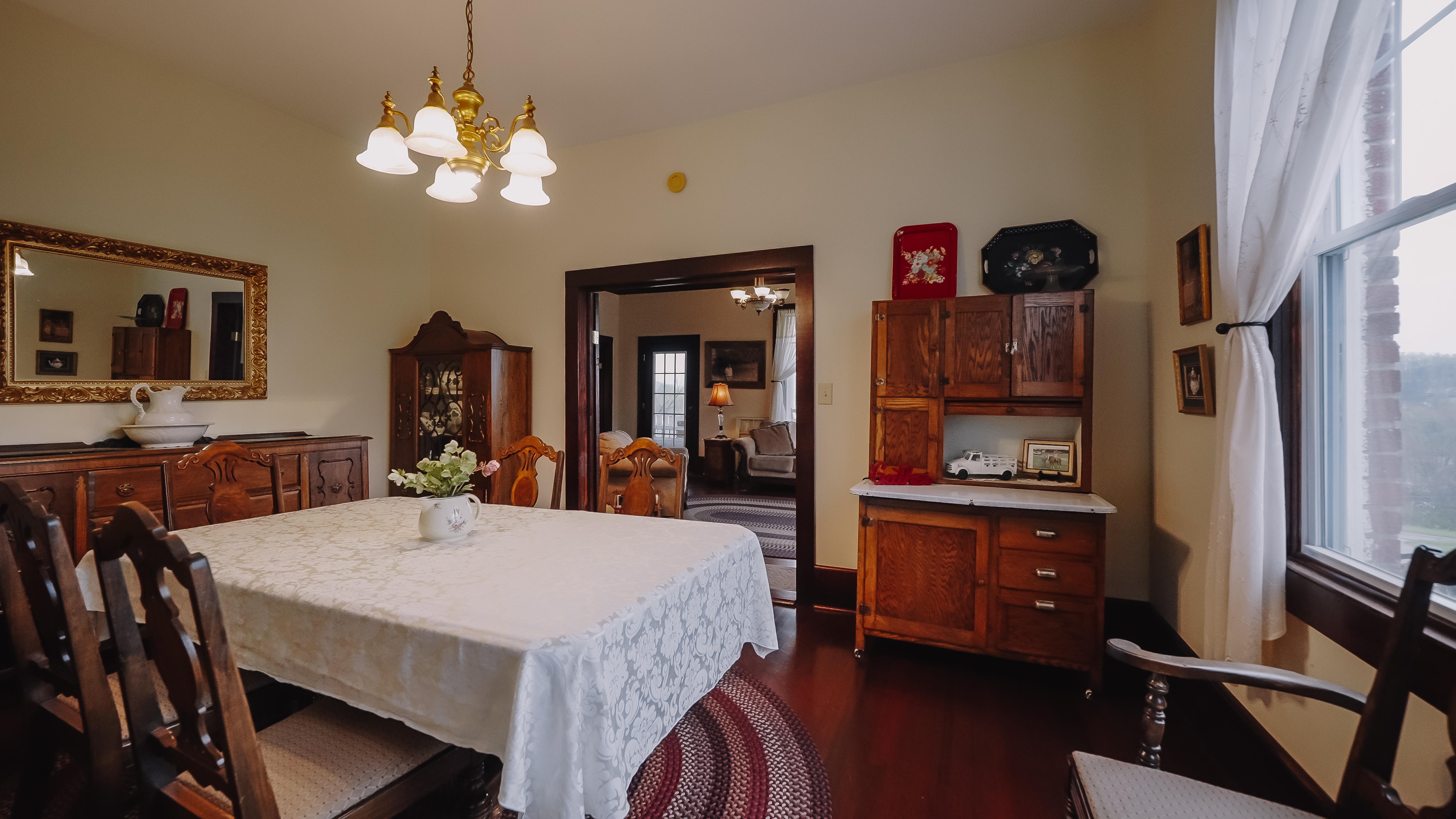  374 Sycamore Shoals Drive, Elizabethton, TN, 37643 - 物件實景