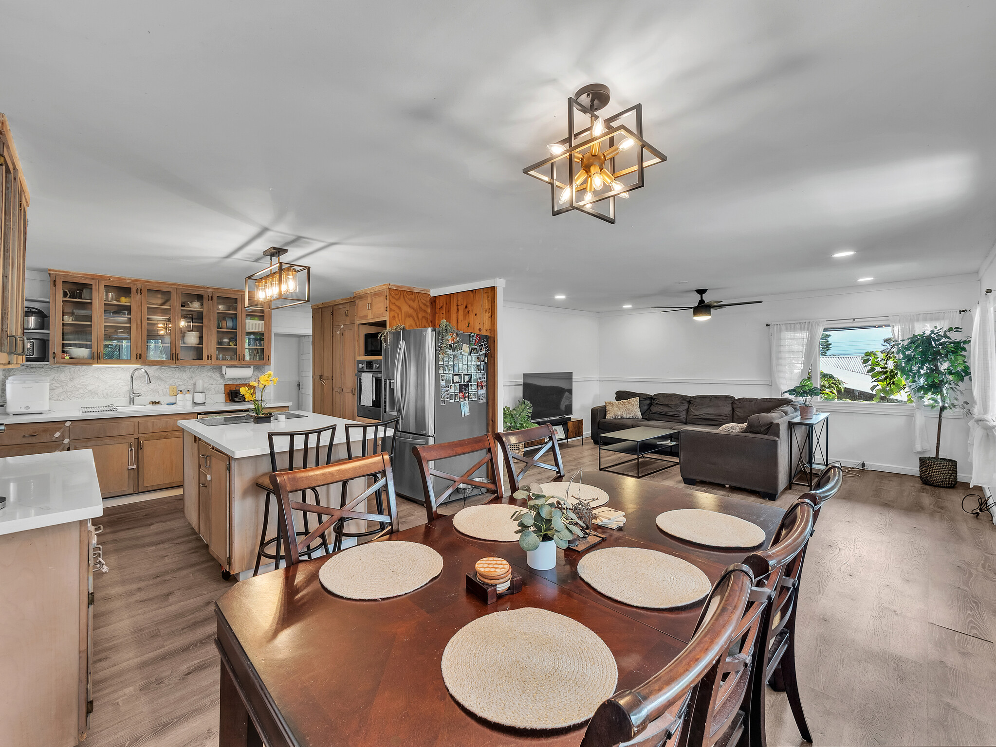 Hilo, Hawaii, 96720, United States, 3 Bedrooms Bedrooms, ,1 BathroomBathrooms,Residential,For Sale,1991302