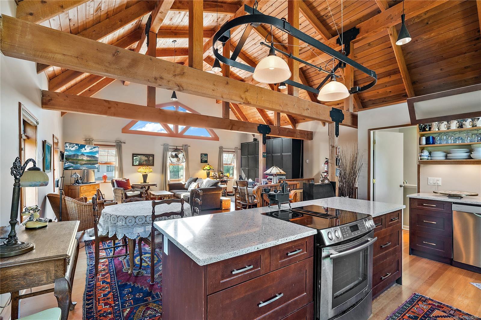 NORTH SAANICH, British Columbia, V8L 5P8, CA, 7 Bedrooms Bedrooms, ,Residential,For Sale,1948660