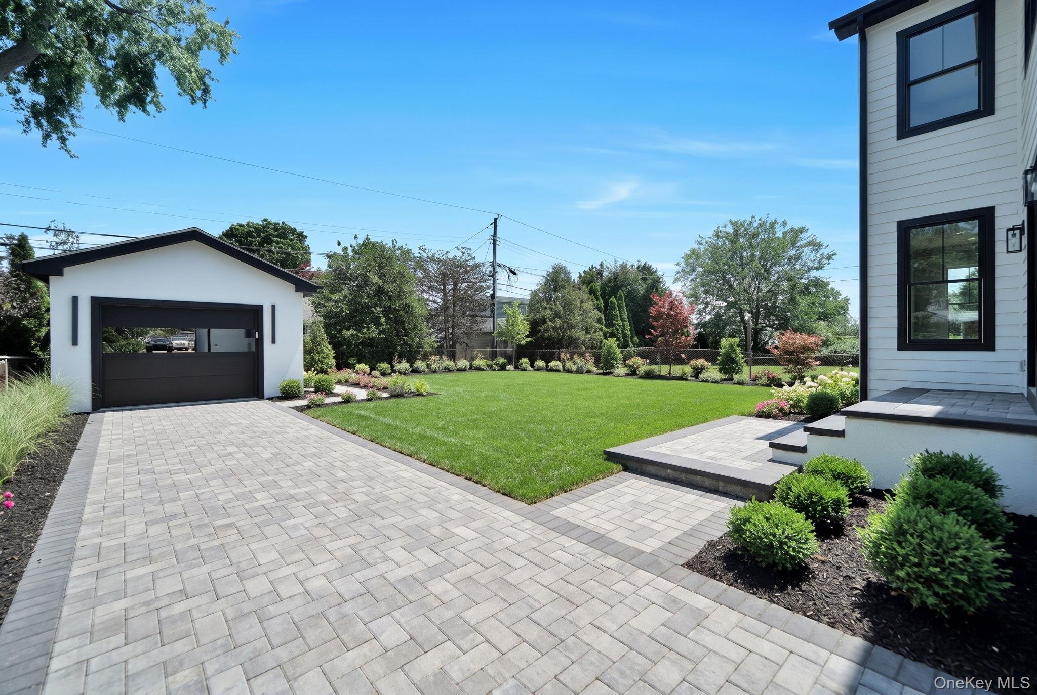  748 Carman Avenue, Westbury, NY, 11590 - 物件實景