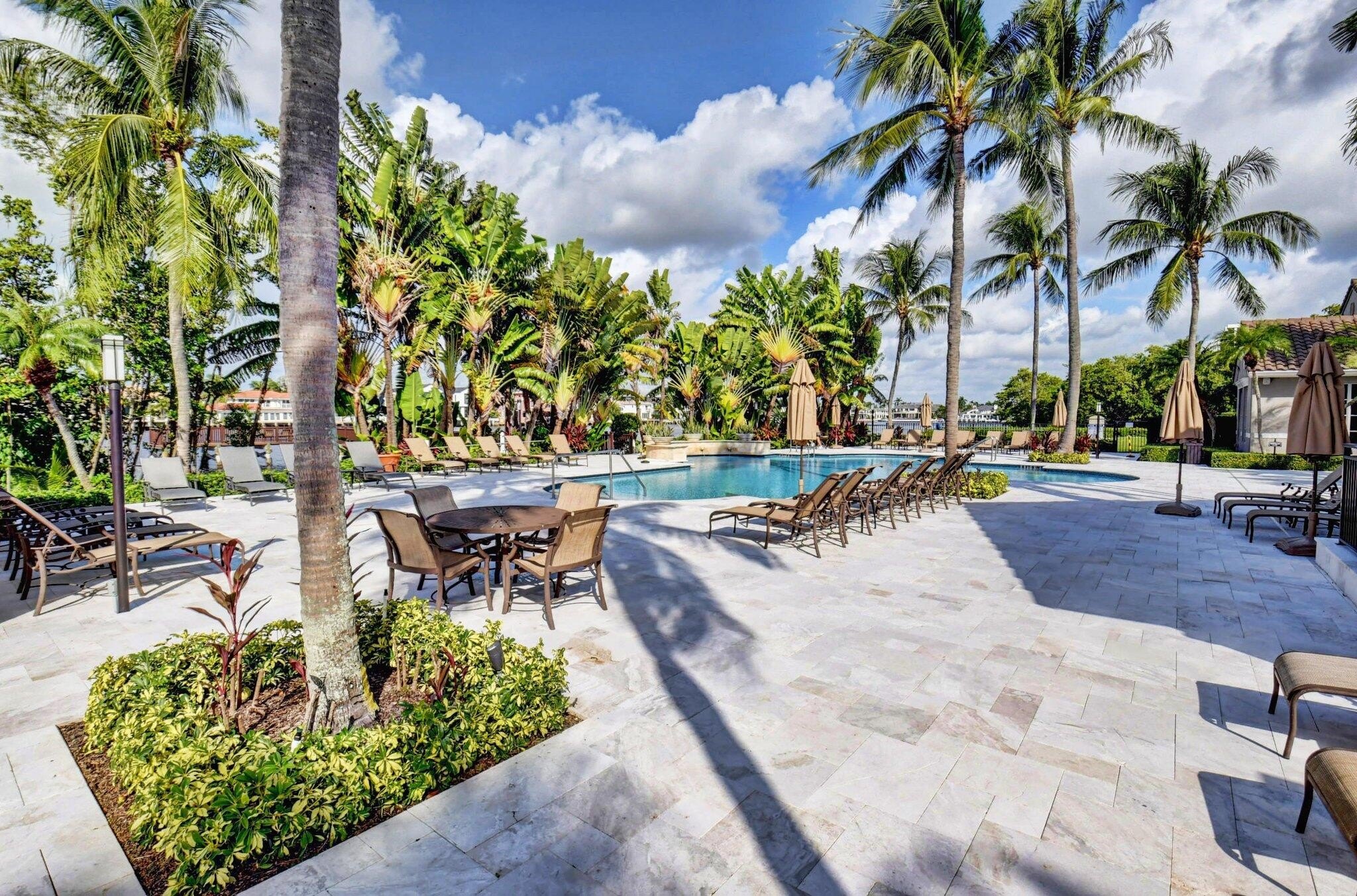 Highland Beach, Florida, 33487, United States, 2 Bedrooms Bedrooms, ,2 BathroomsBathrooms,Residential,For Sale,1921723