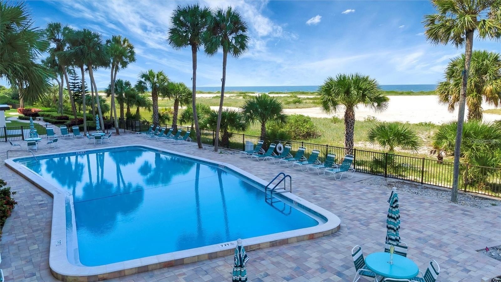 CLEARWATER BEACH, Florida, 33767, United States, 2 Bedrooms Bedrooms, ,2 BathroomsBathrooms,Residential,For Sale,1983656