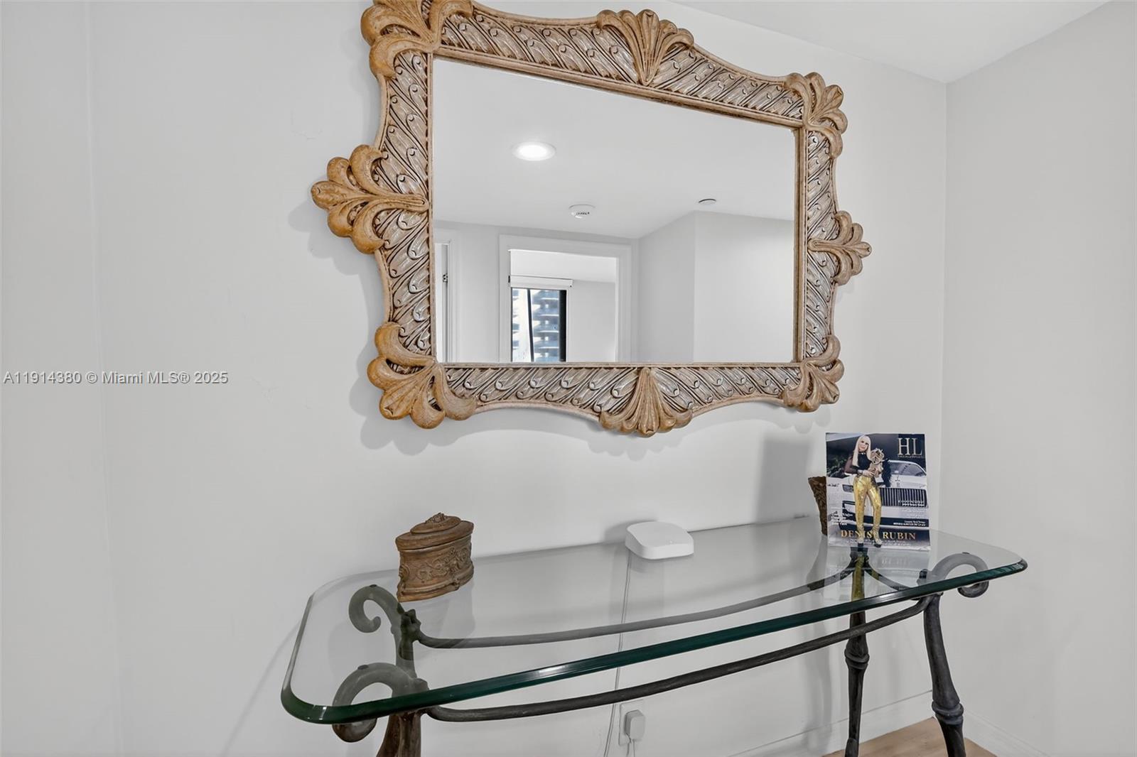 Aventura, Florida, 33180, United States, 3 Bedrooms Bedrooms, ,3 BathroomsBathrooms,Residential,For Sale,1994376