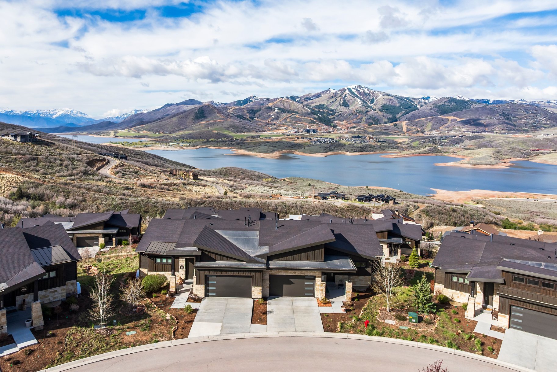  Premium Location at Shoreline with Main Level Master & Unobstructed Views - 物件實景
