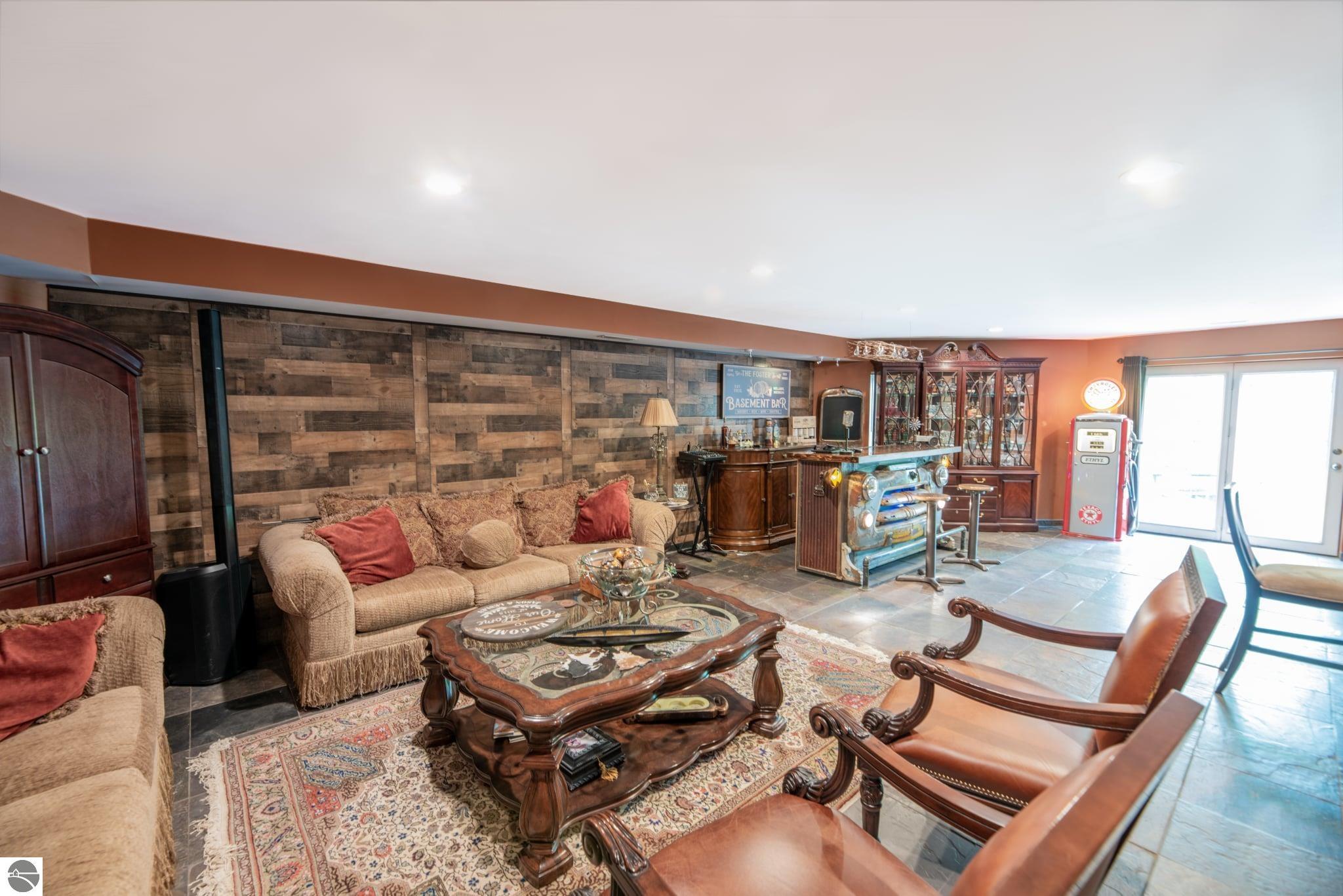 Bellaire, Michigan, 49615, United States, 4 Bedrooms Bedrooms, ,2 BathroomsBathrooms,Residential,For Sale,1938366
