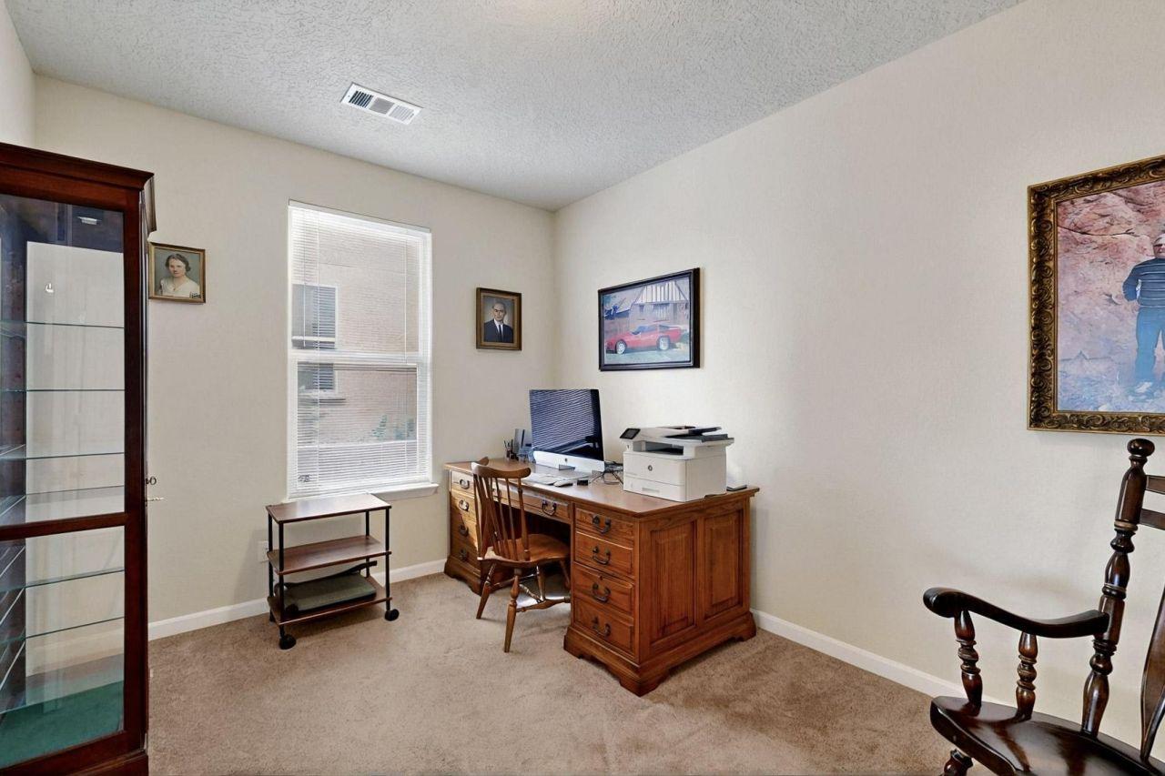 Rio Rancho, New Mexico, 87124, United States, 4 Bedrooms Bedrooms, ,3 BathroomsBathrooms,Residential,For Sale,1804935