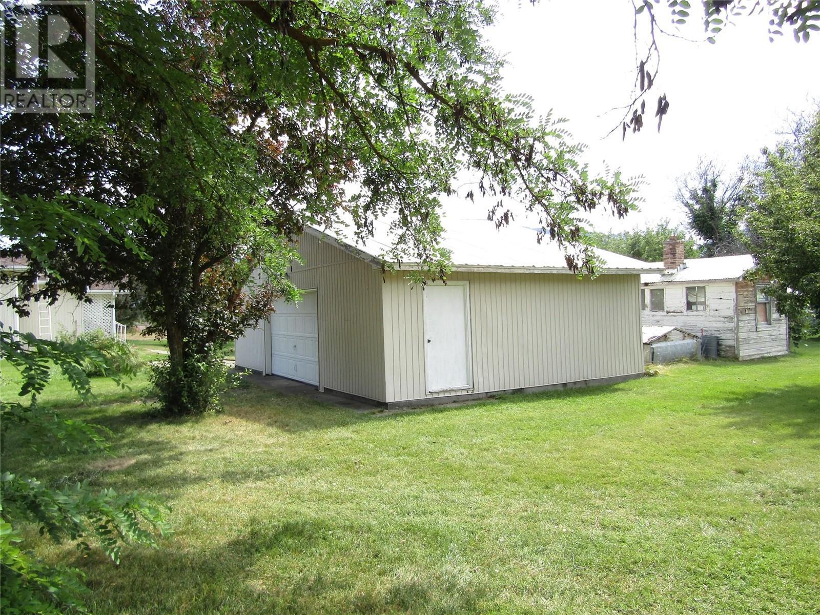 GRAND FORKS, British Columbia, V0H 1H5, CA, 3 Bedrooms Bedrooms, ,1 BathroomBathrooms,Residential,For Sale,1947650