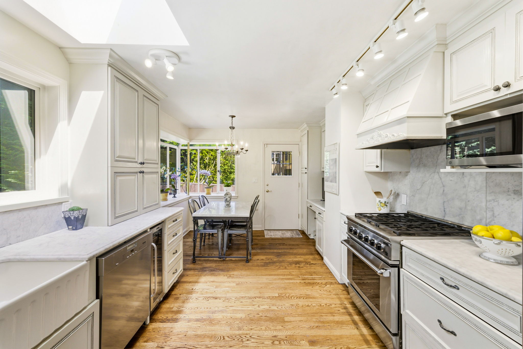  1637 Broadmoor Dr E, Seattle, WA 98112 - 物件實景