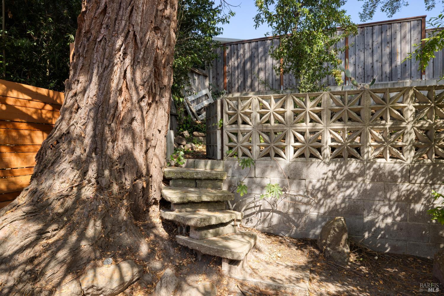 Petaluma, California, 94952, United States, 3 Bedrooms Bedrooms, ,3 BathroomsBathrooms,Residential,For Sale,1981148