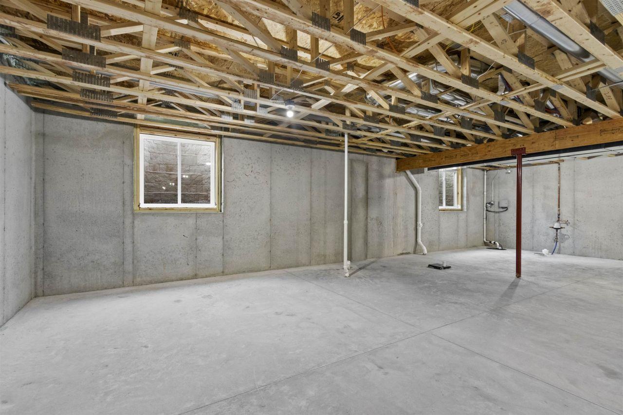 WRIGHTSTOWN, Wisconsin, 54180, United States, 4 Bedrooms Bedrooms, ,3 BathroomsBathrooms,Residential,For Sale,1721117