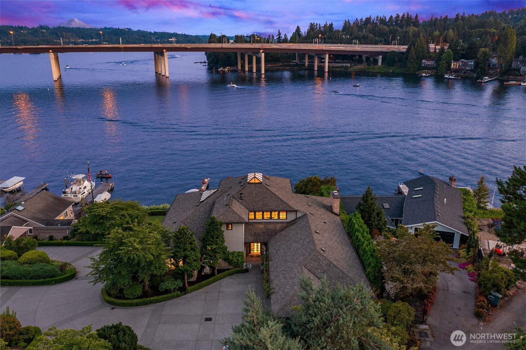 Bellevue, Washington, 98004, United States, 3 Bedrooms Bedrooms, ,4 BathroomsBathrooms,Residential,For Sale,1856686