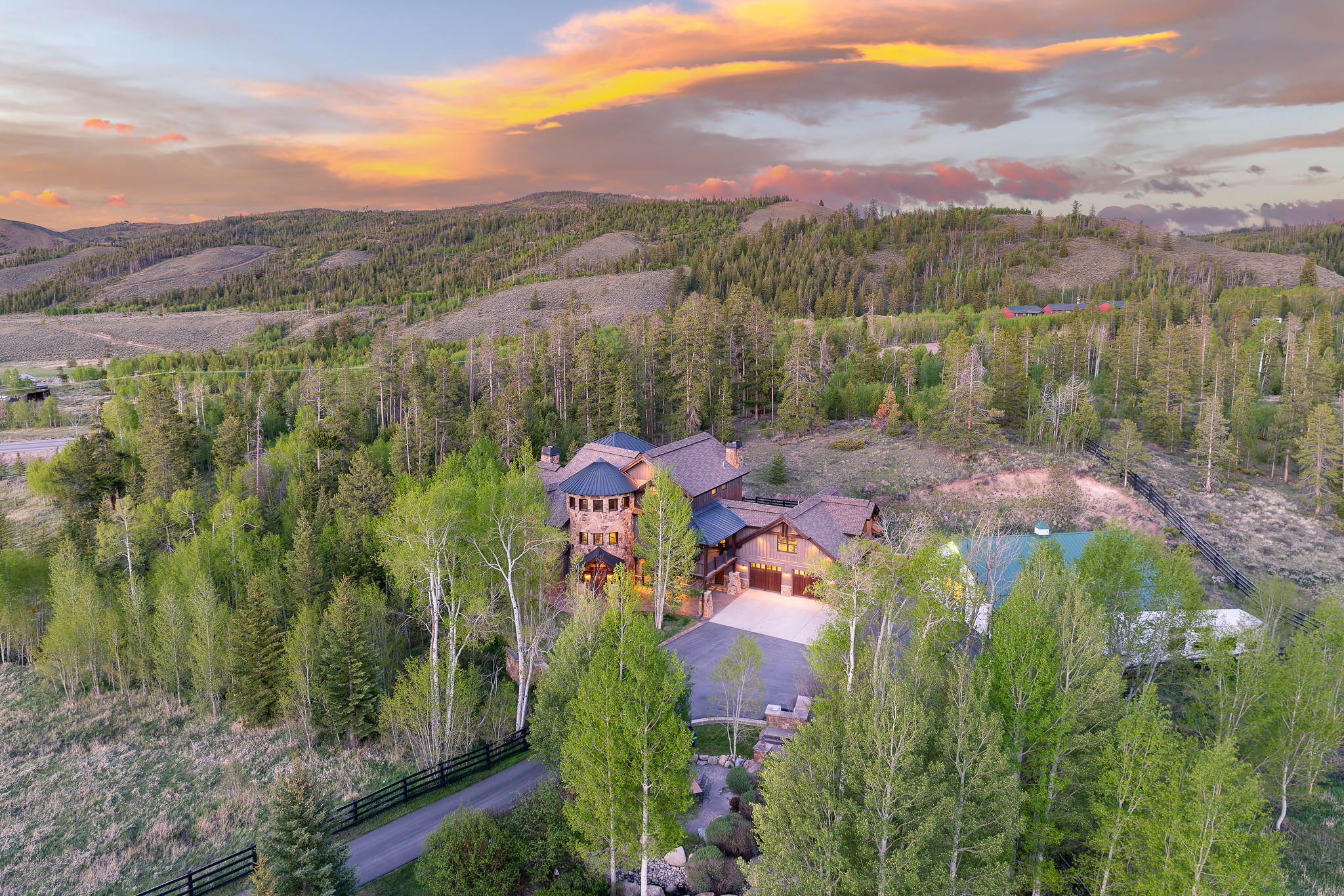  180 Gcr 52, Granby, CO, 80446 - 物件實景