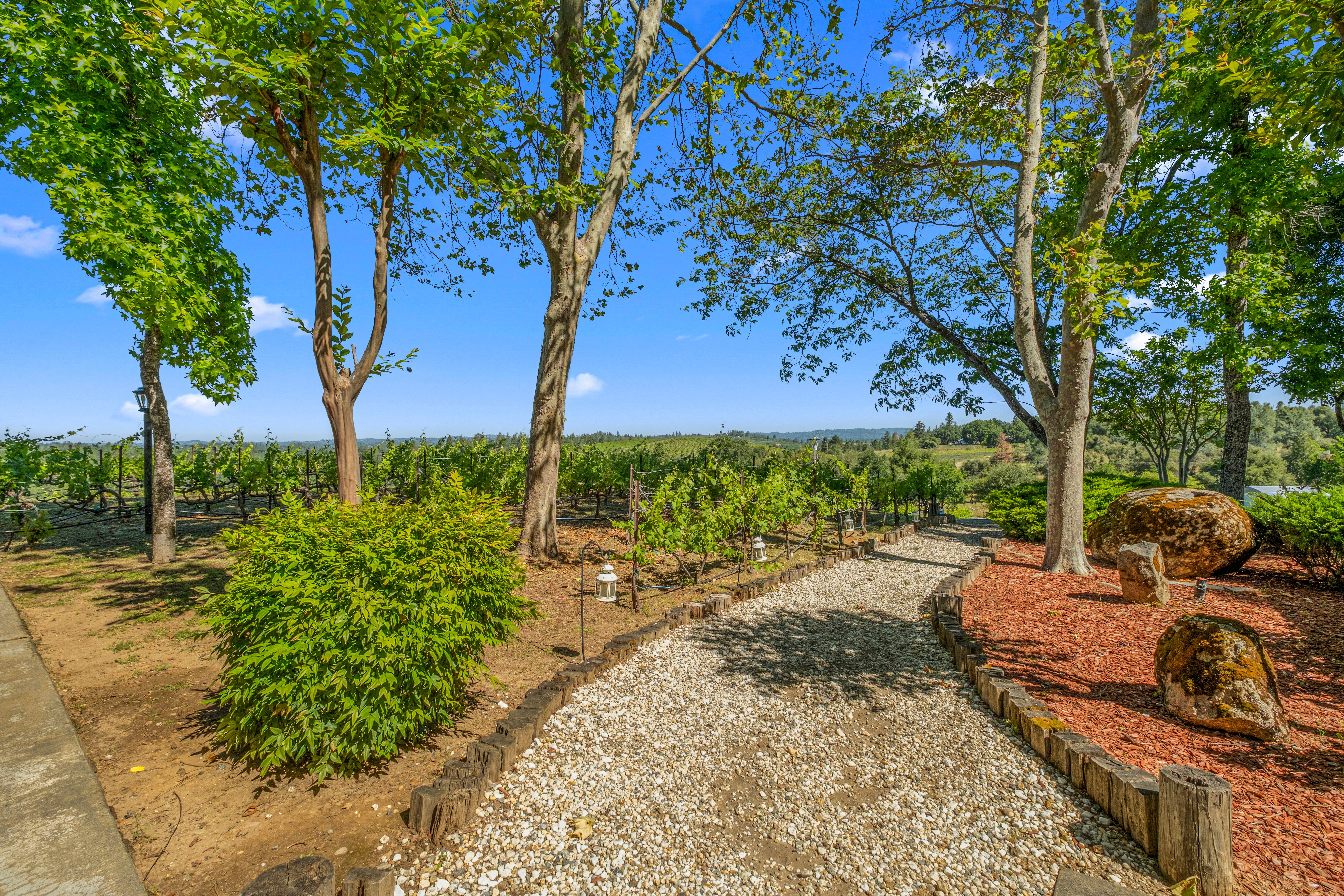  7460 Fairplay Road, Somerset, CA 95684 - 物件實景