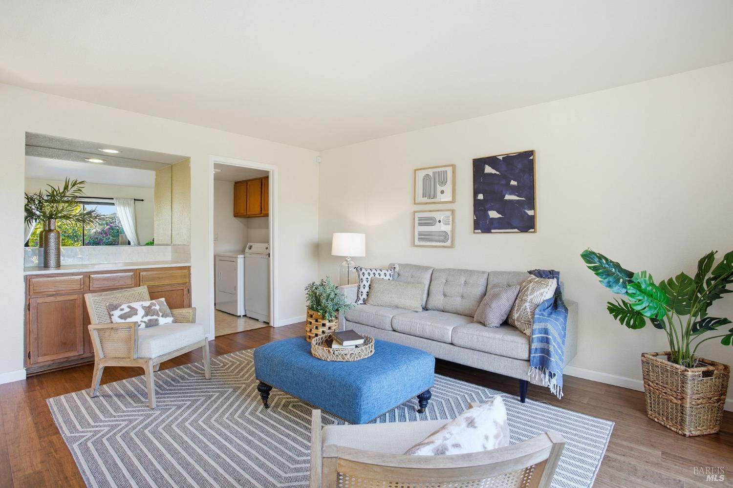 Fairfield, California, 94534, United States, 4 Bedrooms Bedrooms, ,3 BathroomsBathrooms,Residential,For Sale,1970251