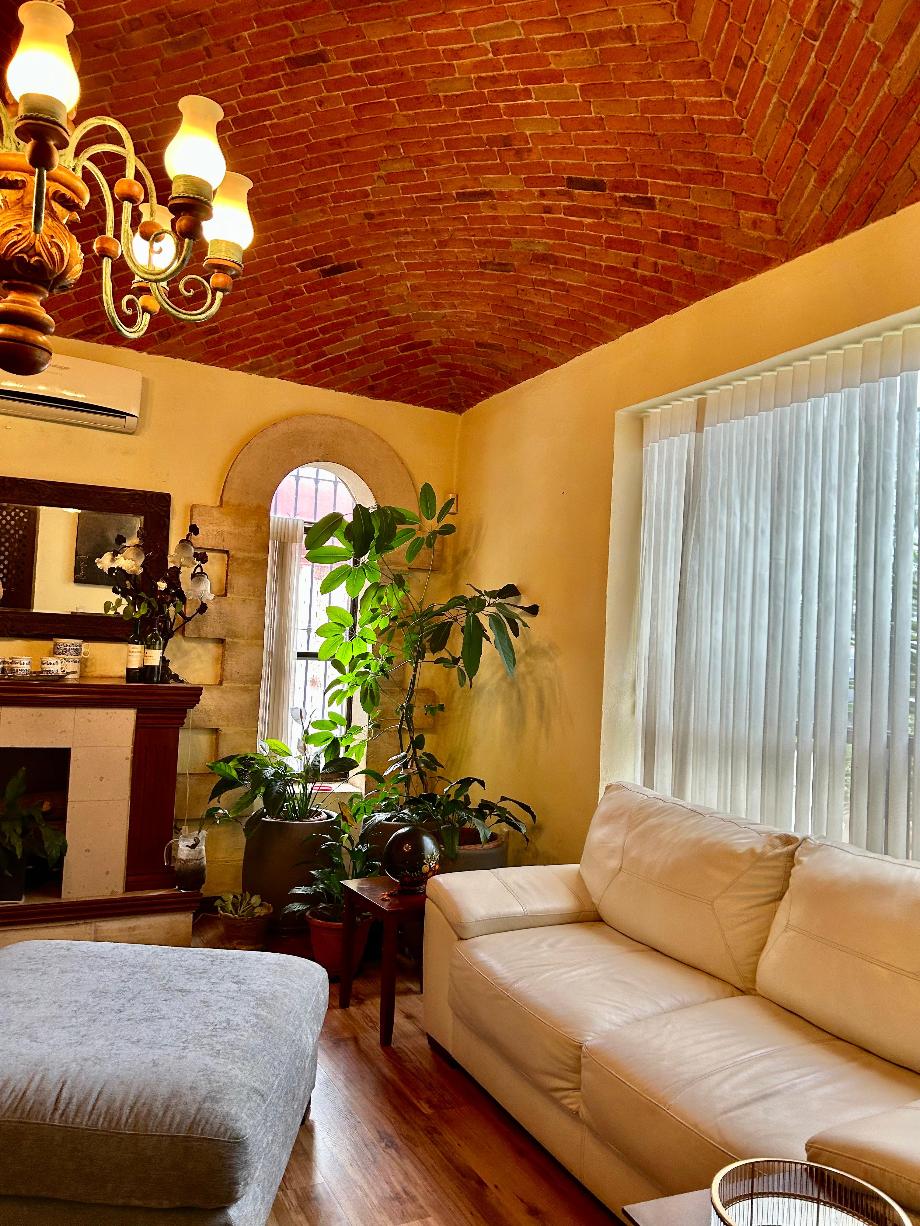 Saltillo, Coahuila de Zaragoza, 25204, Mexico, 4 Bedrooms Bedrooms, ,4 BathroomsBathrooms,Residential,For Sale,1821223