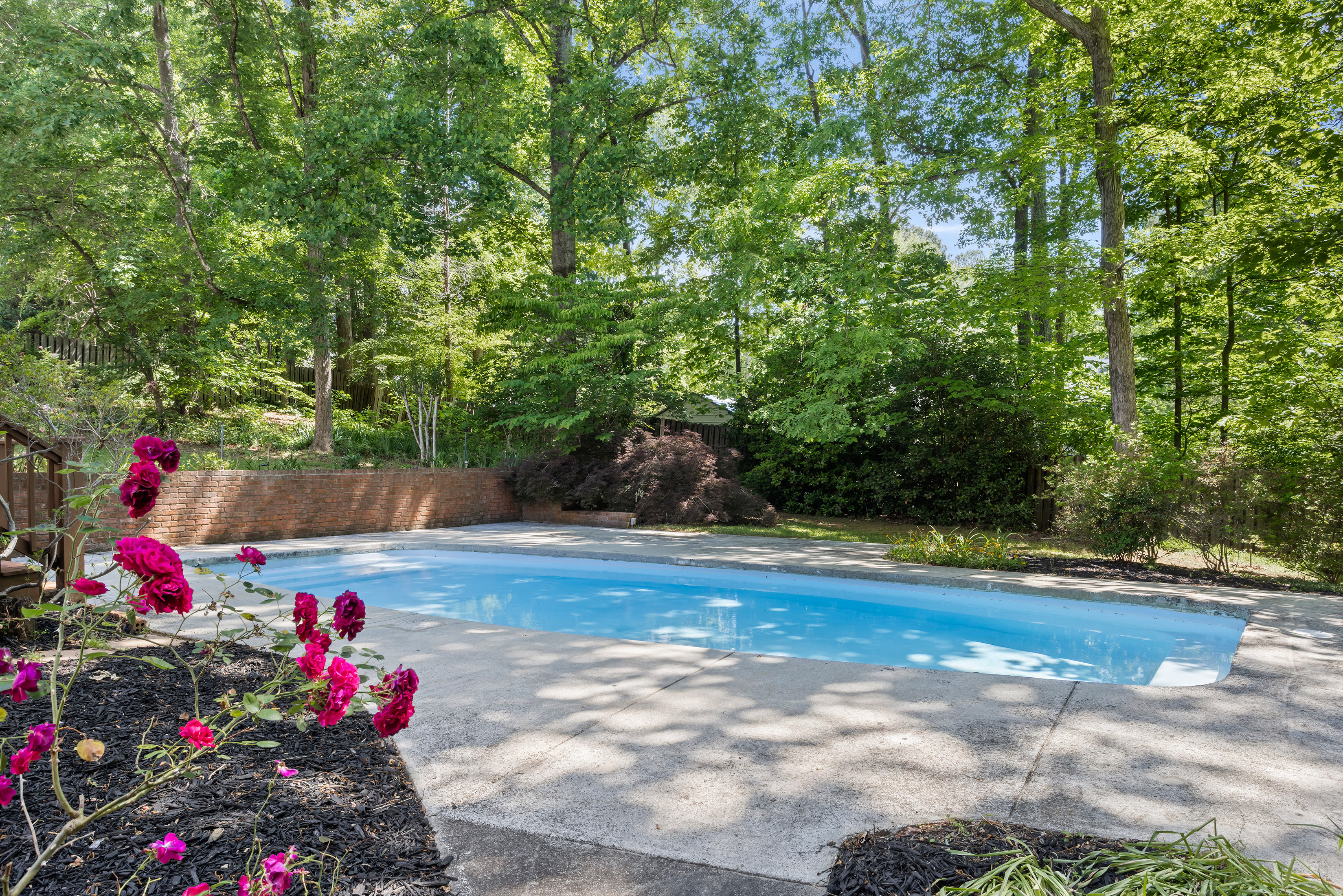  Custom-Built Brick Home with Saltwater Pool in Conyers - 物件實景