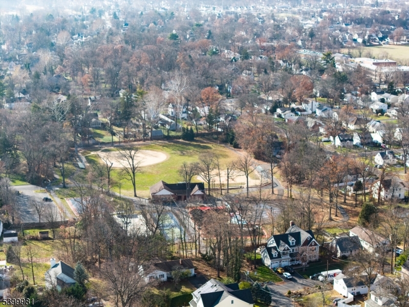 Fanwood Boro, New Jersey, 07023, United States, 3 Bedrooms Bedrooms, ,2 BathroomsBathrooms,Residential,For Sale,2001690