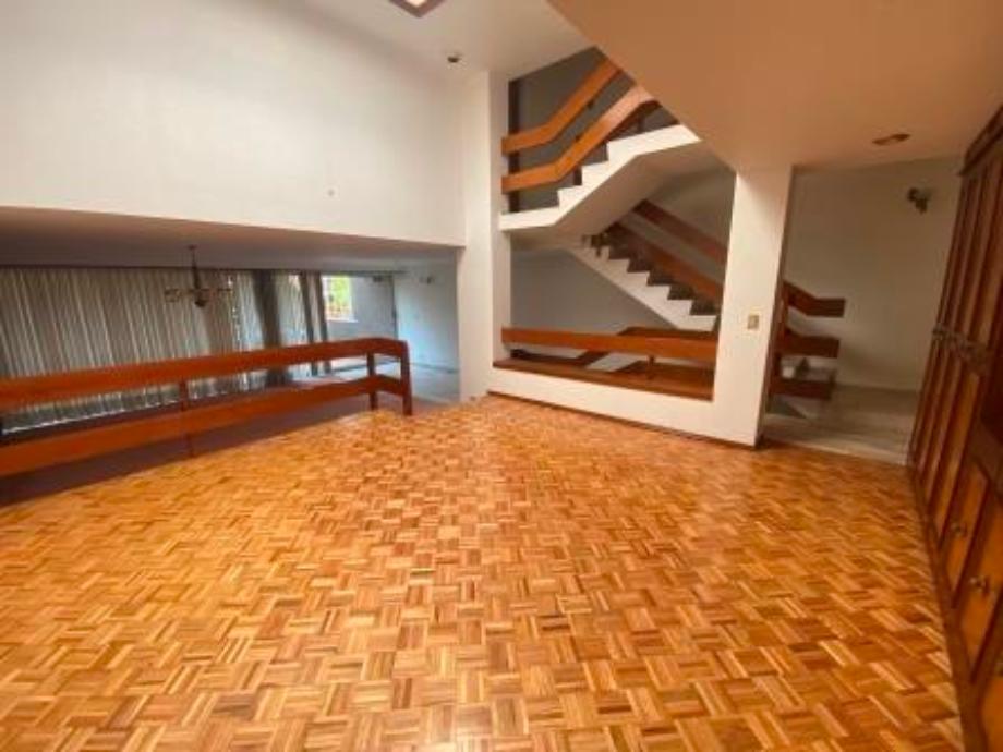 Álvaro Obregón, Ciudad de México, 01710, Mexico, 4 Bedrooms Bedrooms, ,4 BathroomsBathrooms,Residential,For Sale,1686339