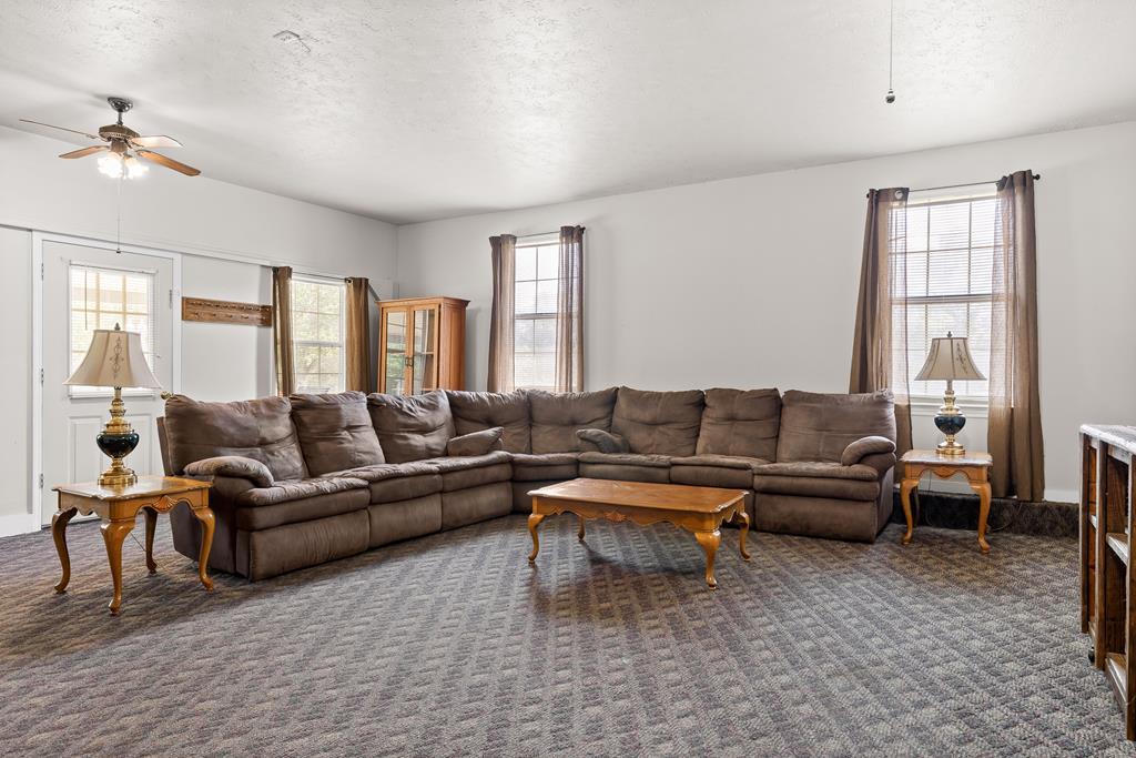 Ringgold, Georgia, 30736, United States, 6 Bedrooms Bedrooms, ,4 BathroomsBathrooms,Residential,For Sale,1927527