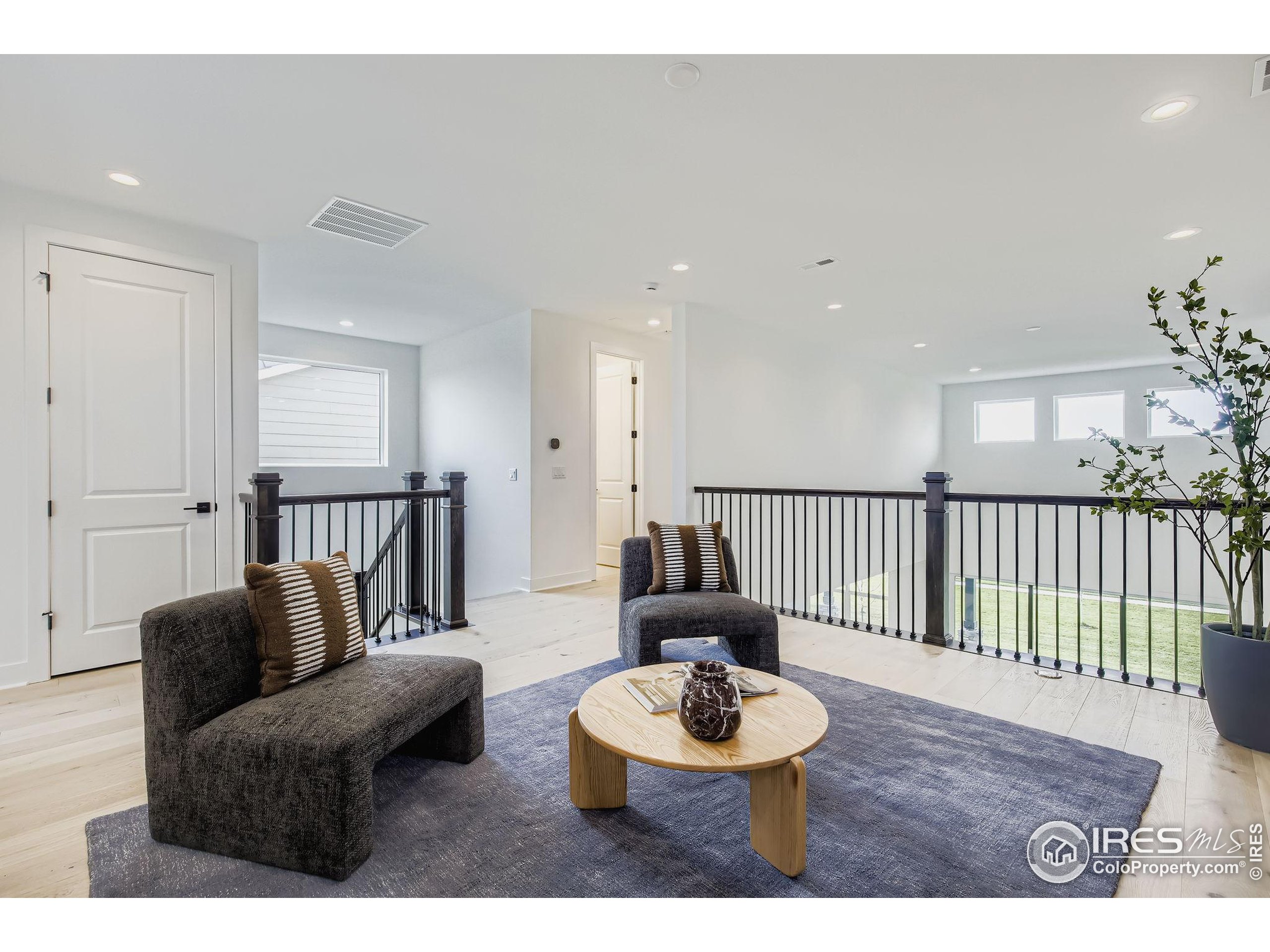 Berthoud, Colorado, 80513, United States, 3 Bedrooms Bedrooms, ,3 BathroomsBathrooms,Residential,For Sale,1826688