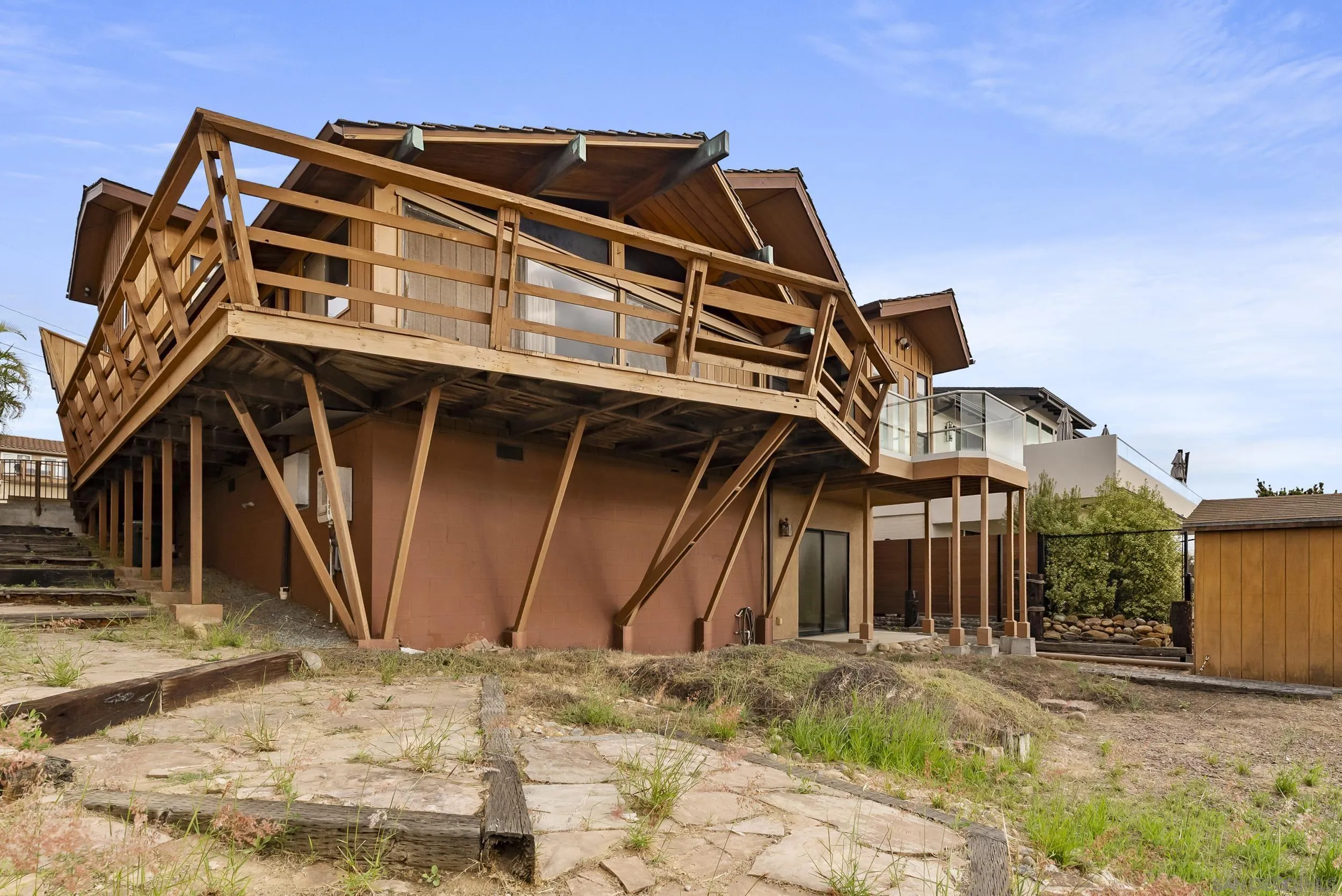 San Diego, California, 92117, United States, 3 Bedrooms Bedrooms, ,3 BathroomsBathrooms,Residential,For Sale,1966862