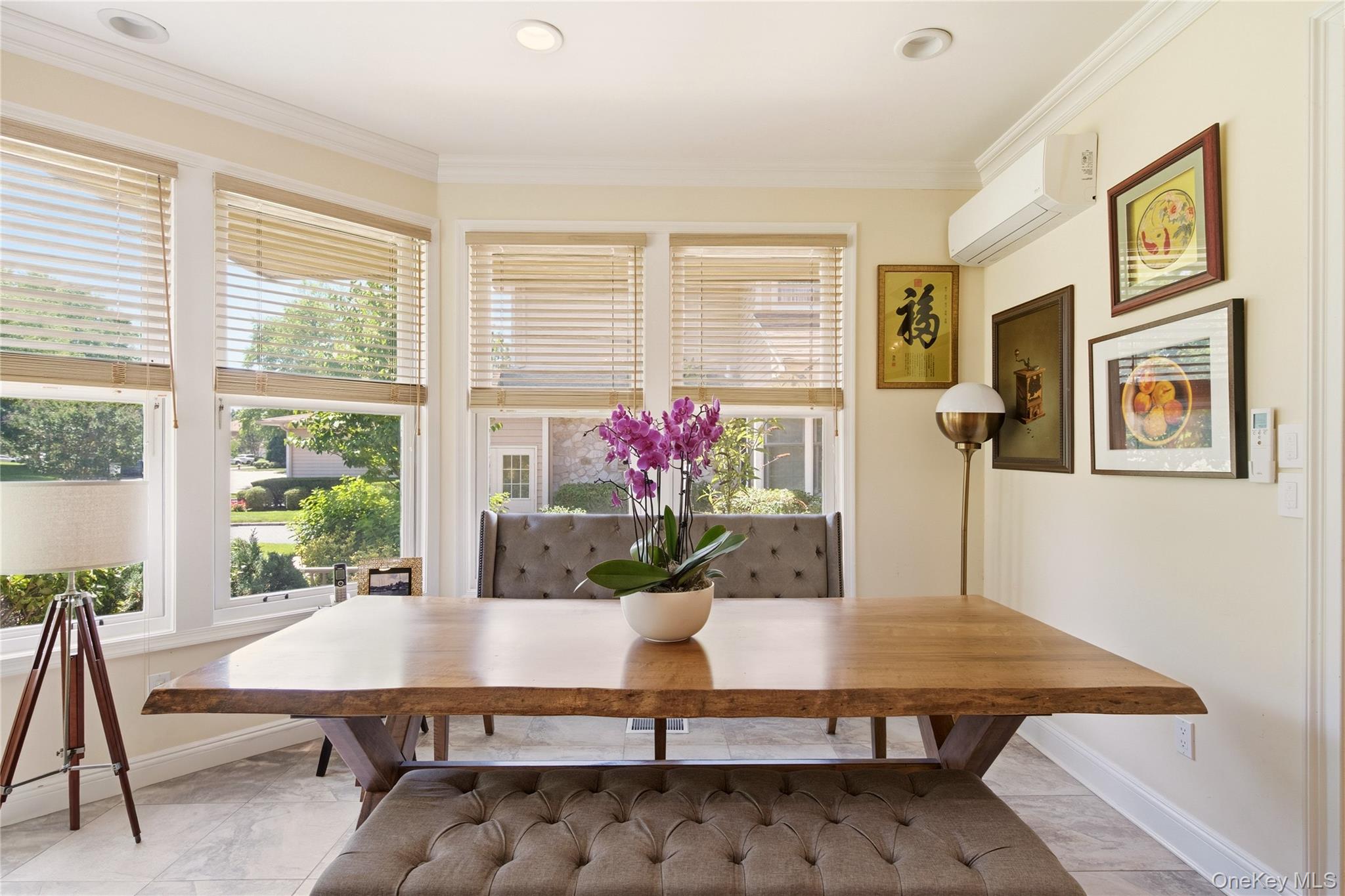 323 Baltustrol Circle, Roslyn, NY, 11576 - 物件實景