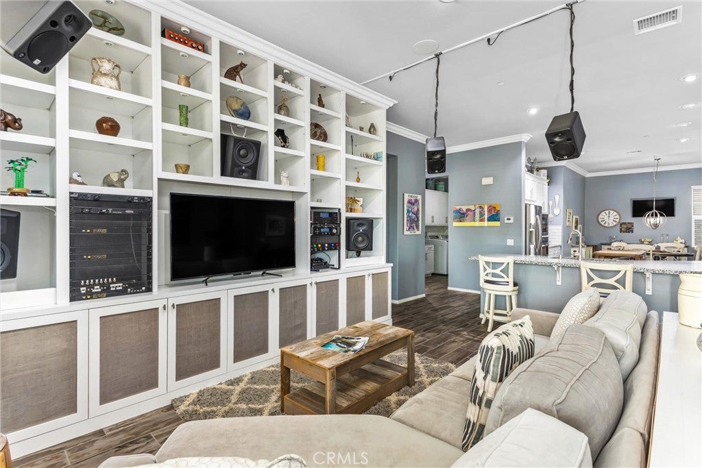 Beaumont, California, 92223, United States, 2 Bedrooms Bedrooms, ,3 BathroomsBathrooms,Residential,For Sale,2048411