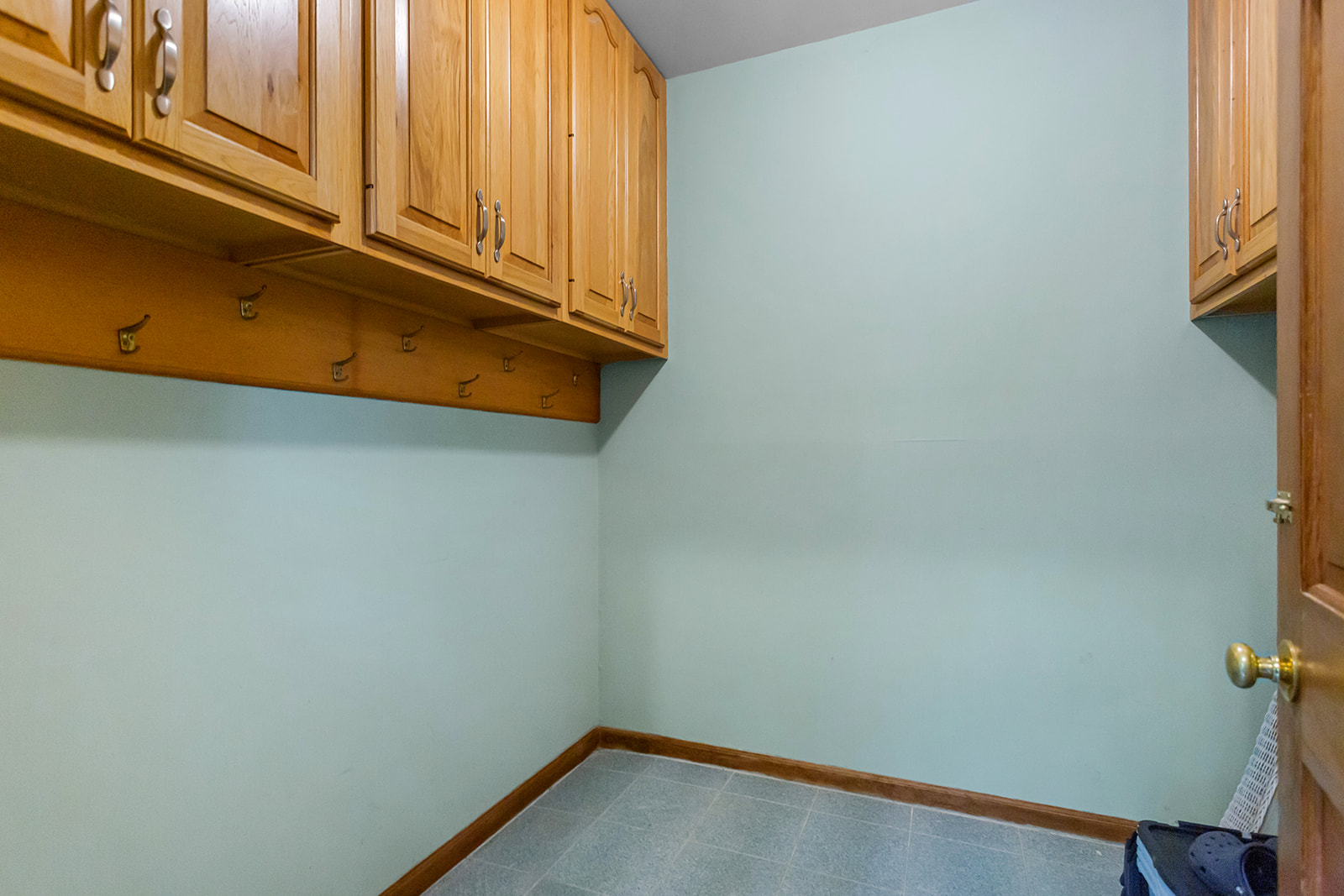 Ringwood, New Jersey, 07456, United States, 7 Bedrooms Bedrooms, ,4 BathroomsBathrooms,Residential,For Sale,1943457