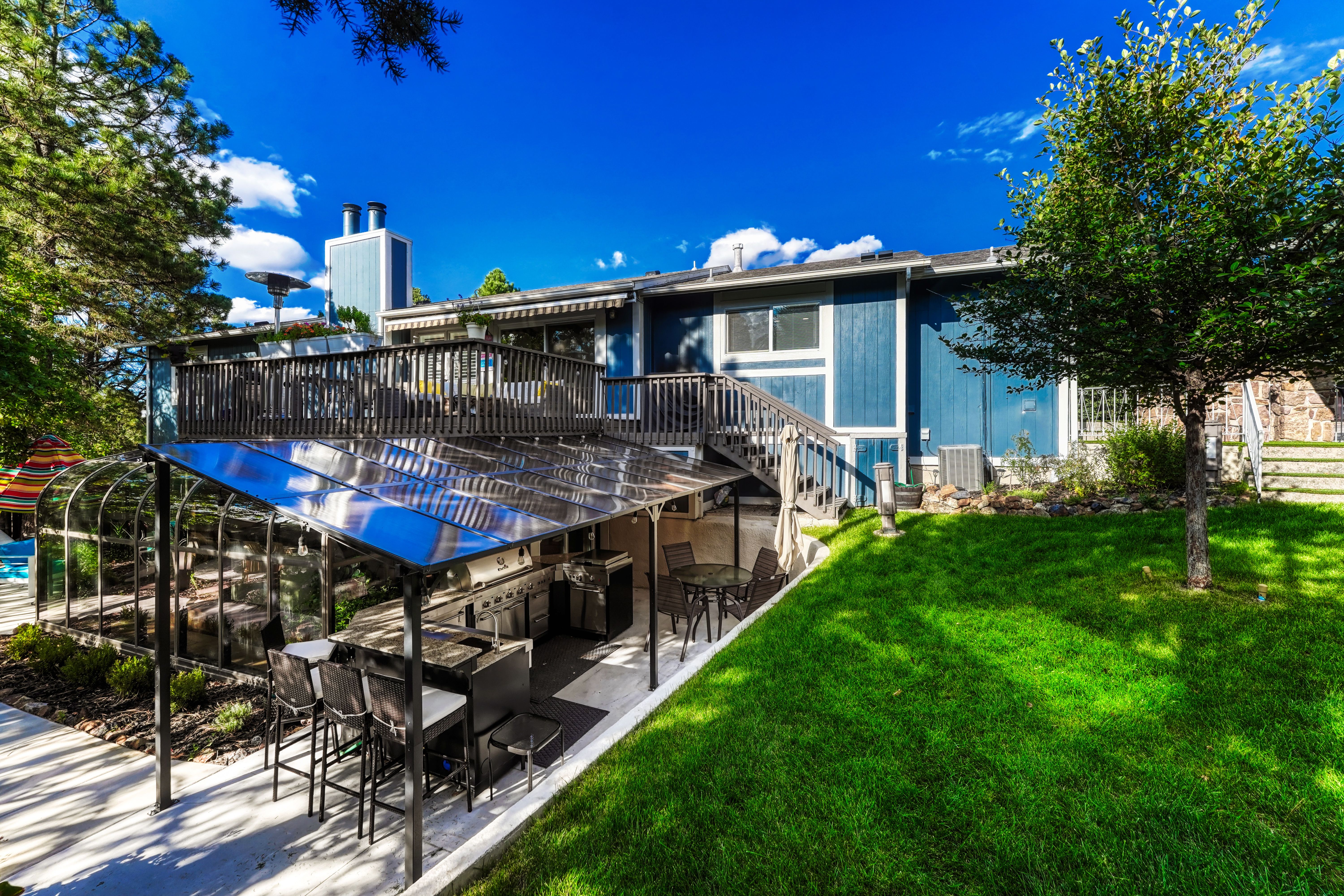  Renovated Ranch with Outdoor Living - 物件實景