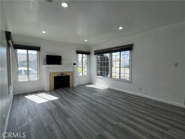 LA, California, 90008, United States, ,Residential,For Sale,2023707
