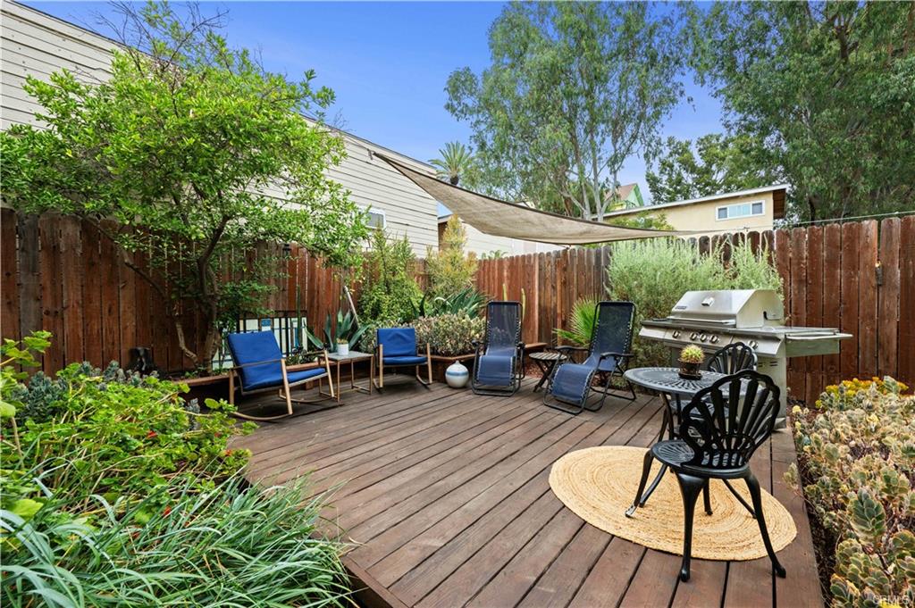 Los Angeles, California, 90033, United States, 3 Bedrooms Bedrooms, ,2 BathroomsBathrooms,Residential,For Sale,1935354