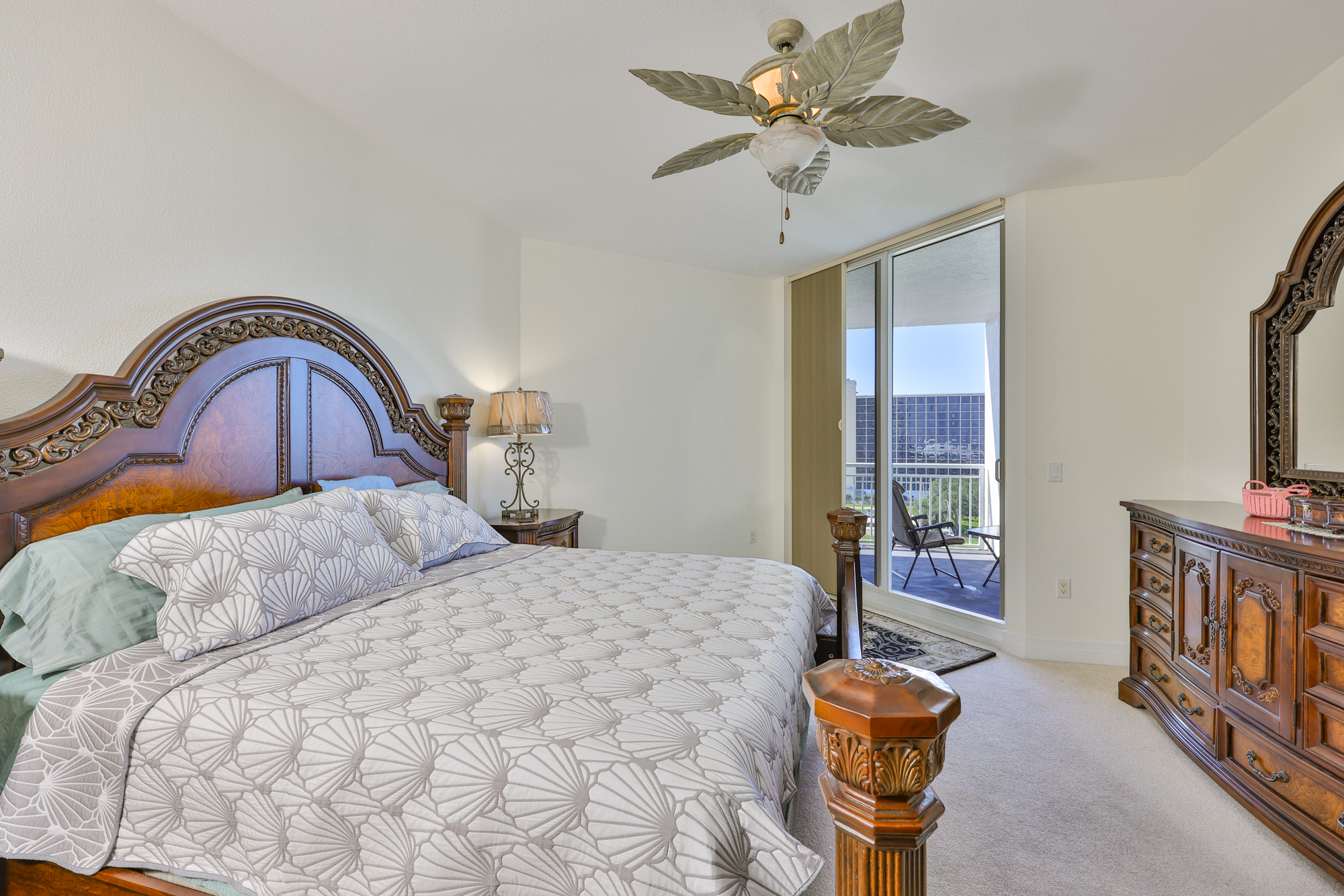 Clearwater, Florida, 33755, United States, 2 Bedrooms Bedrooms, ,2 BathroomsBathrooms,Residential,For Sale,1983335