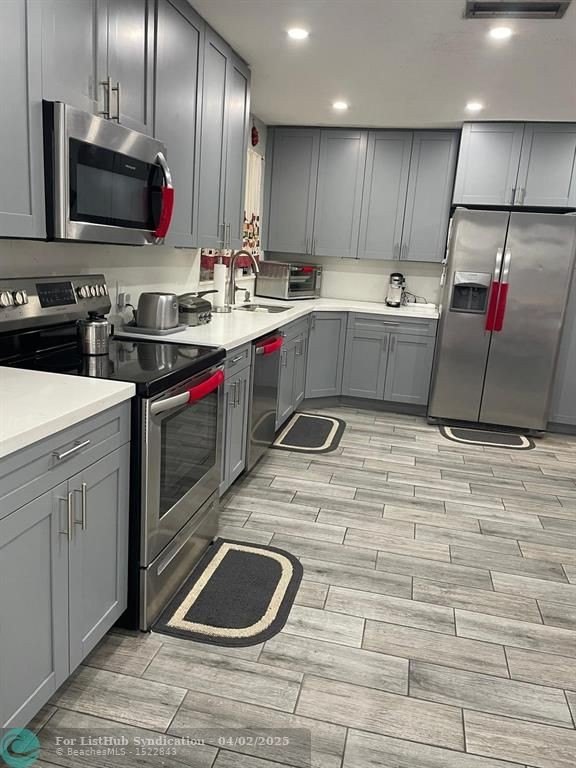 Miramar, Florida, 33025, United States, 3 Bedrooms Bedrooms, ,2 BathroomsBathrooms,Residential,For Sale,1931717