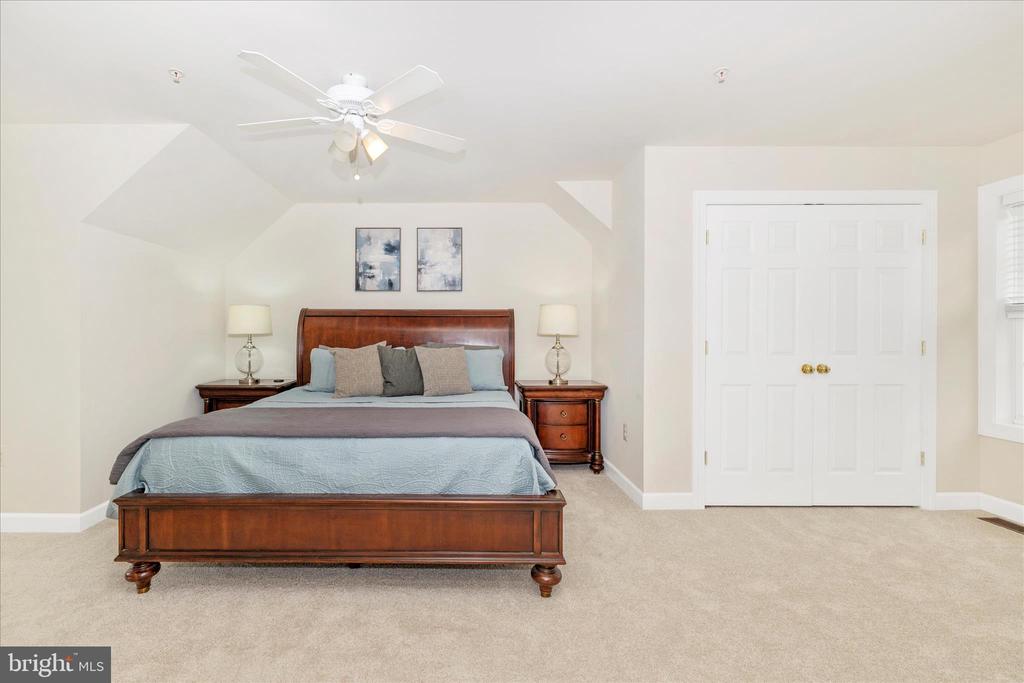 Frederick, Maryland, 21702, United States, 4 Bedrooms Bedrooms, ,3 BathroomsBathrooms,Residential,For Sale,1987380