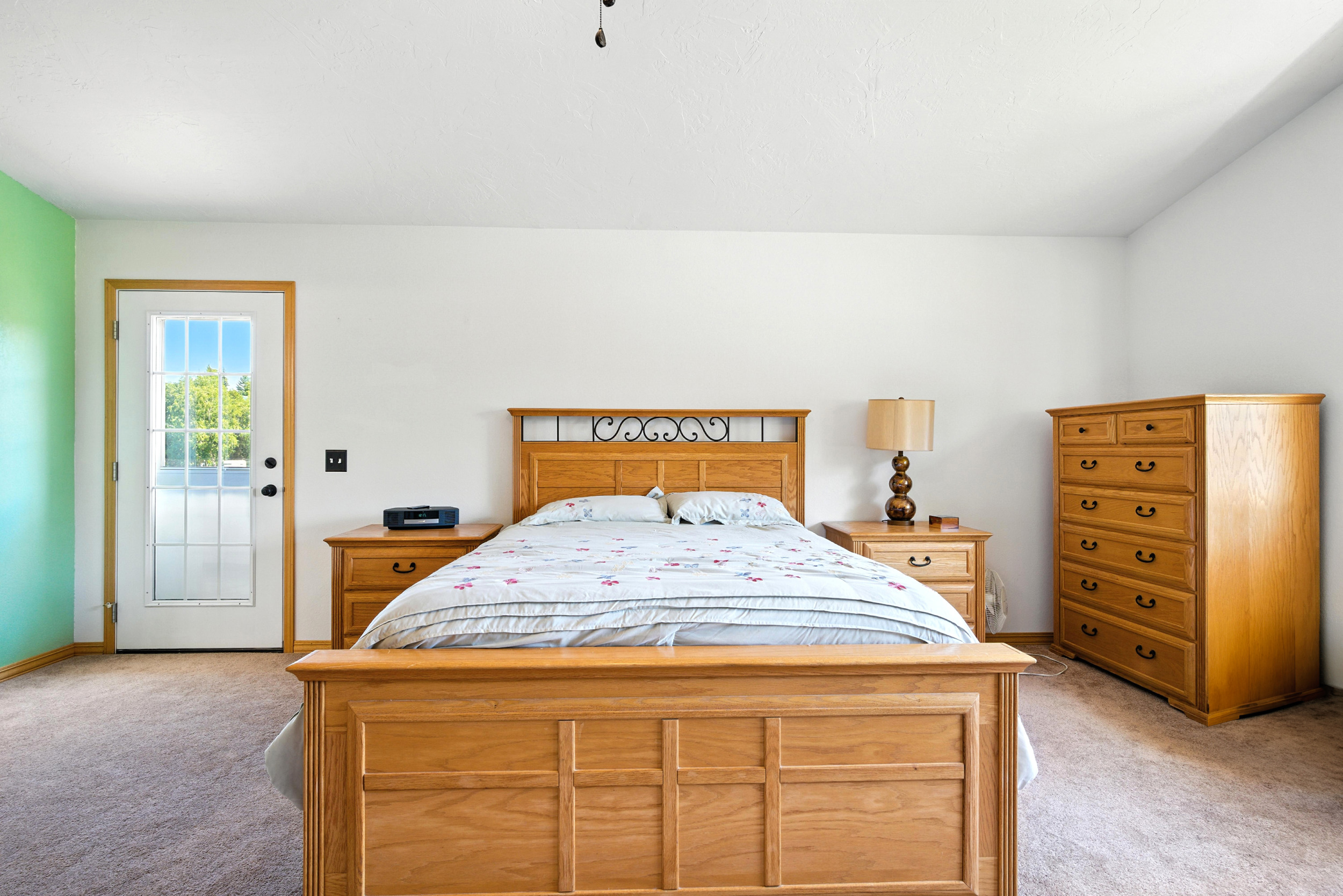 Bonners Ferry, Idaho, 83805, United States, 3 Bedrooms Bedrooms, ,2 BathroomsBathrooms,Residential,For Sale,1921279